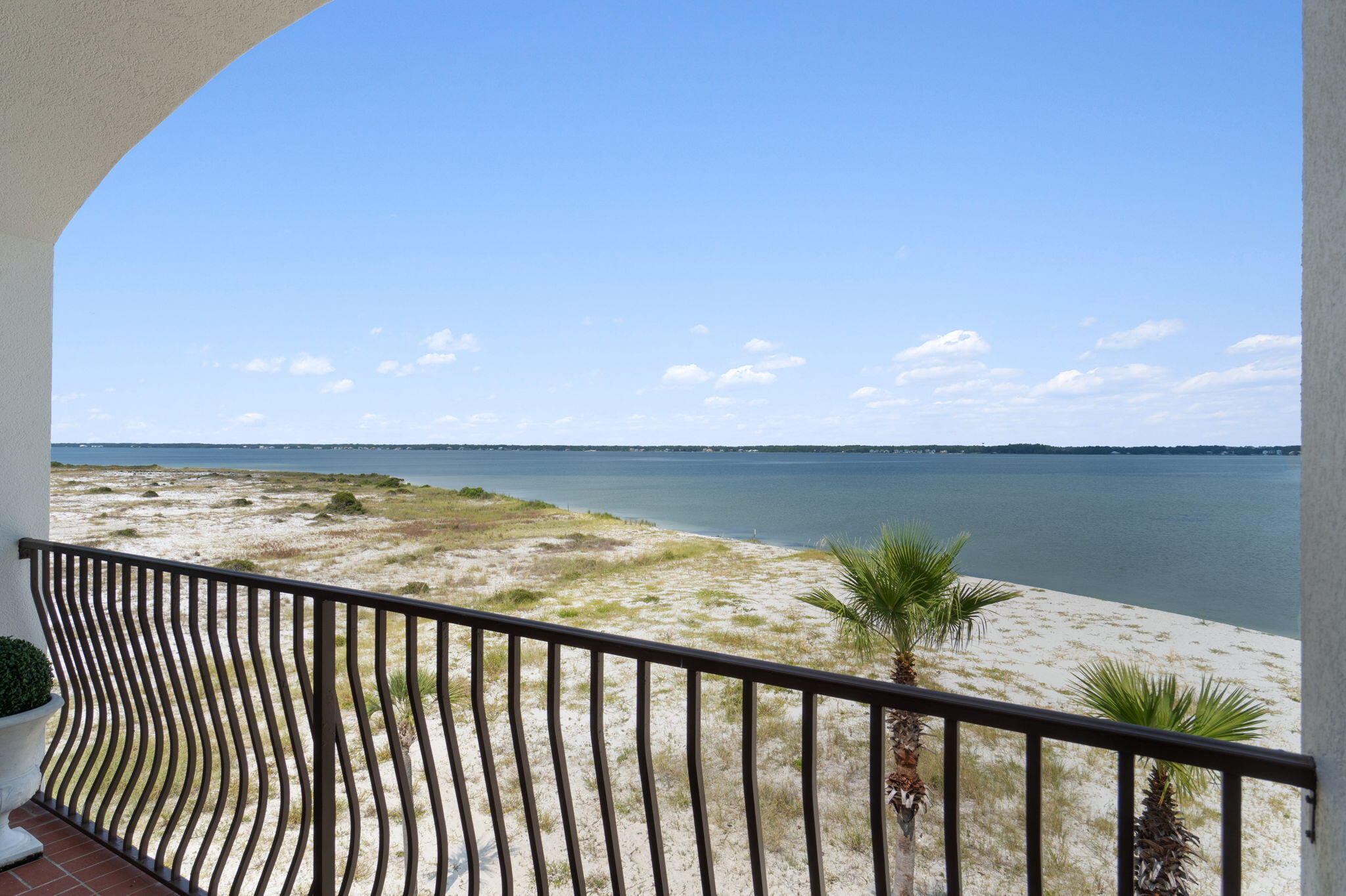 SAILMAKER COVE - Residential