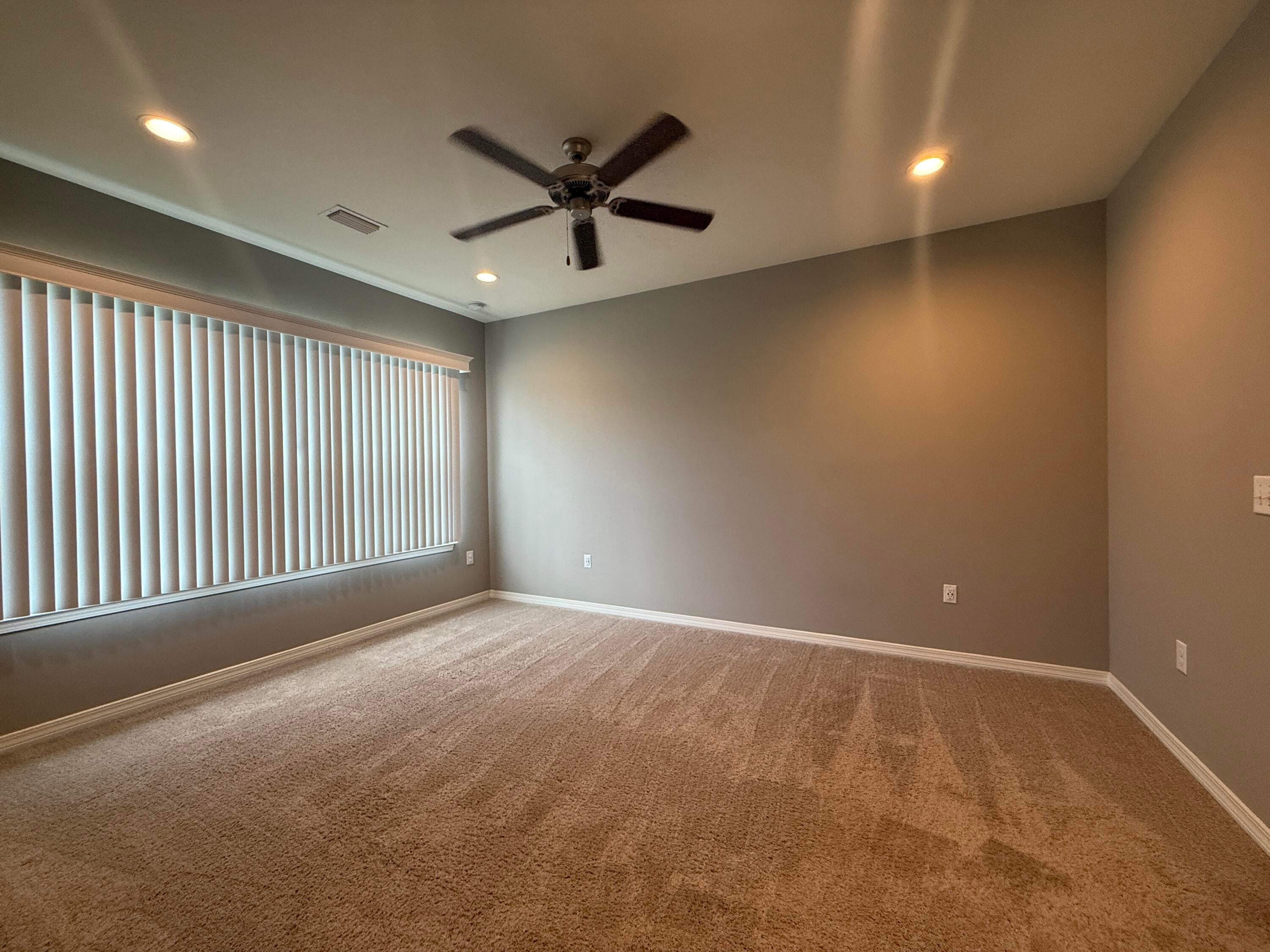 HERITAGE MANOR - Residential Lease