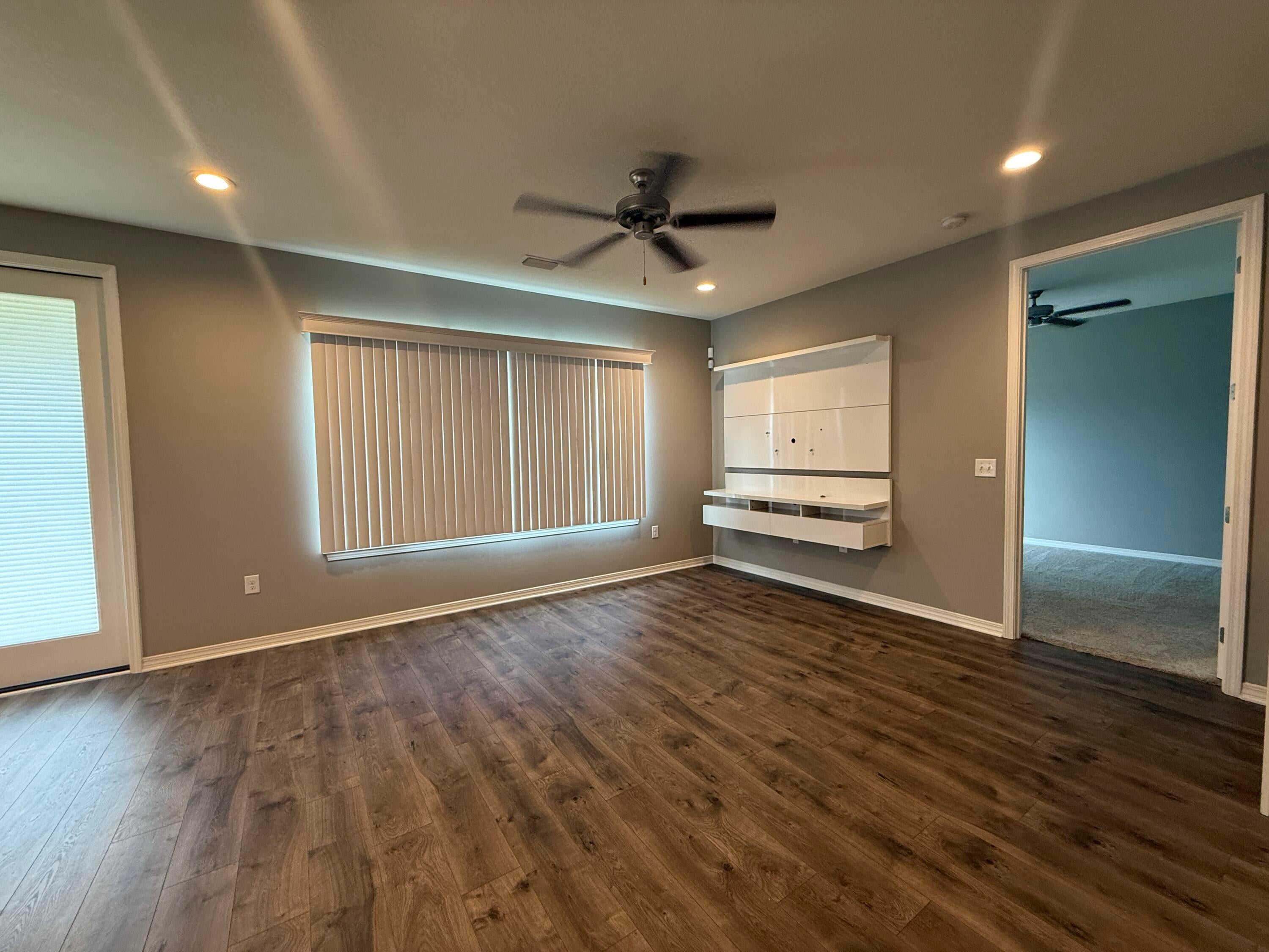 HERITAGE MANOR - Residential Lease