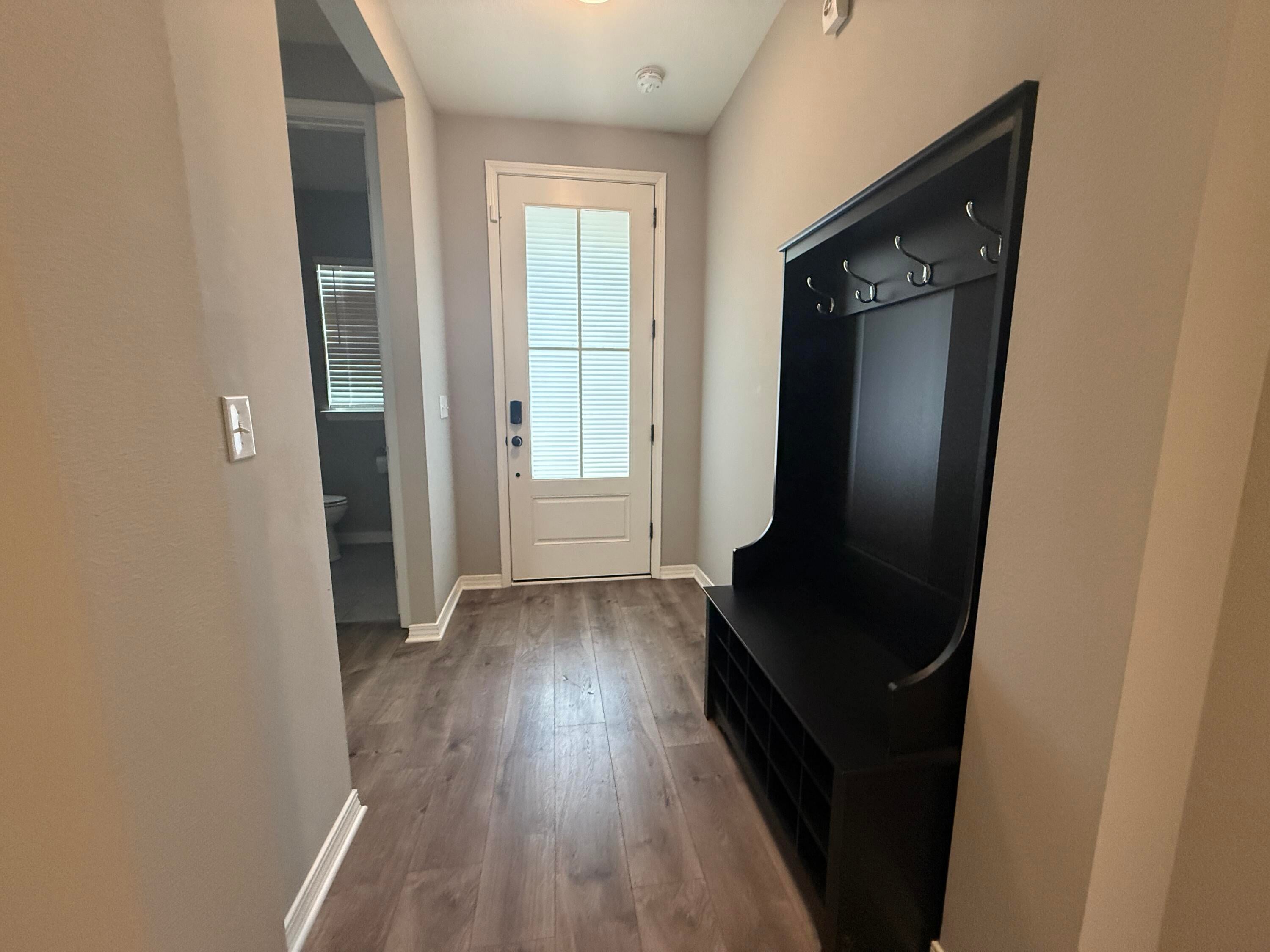HERITAGE MANOR - Residential Lease
