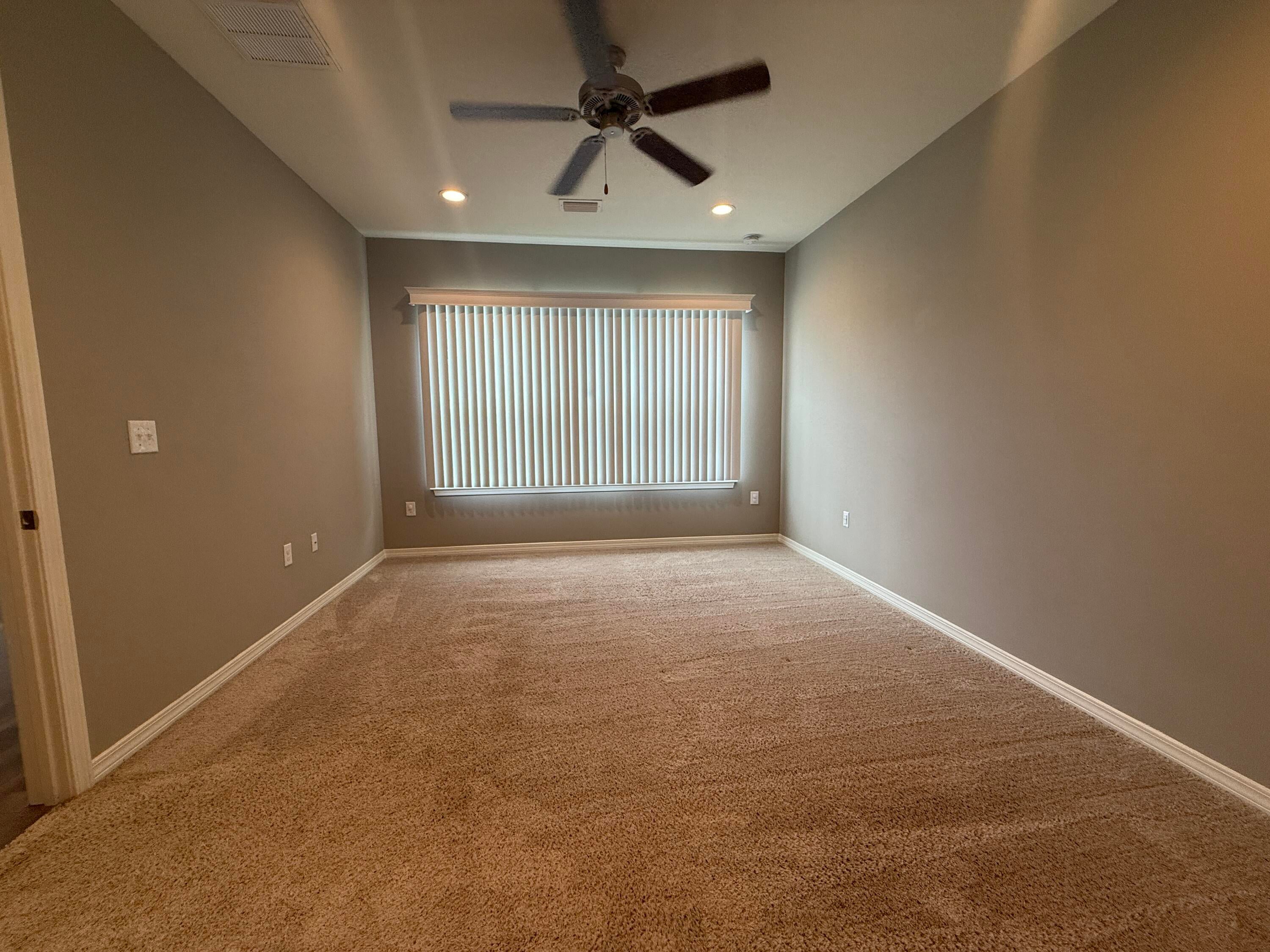 HERITAGE MANOR - Residential Lease