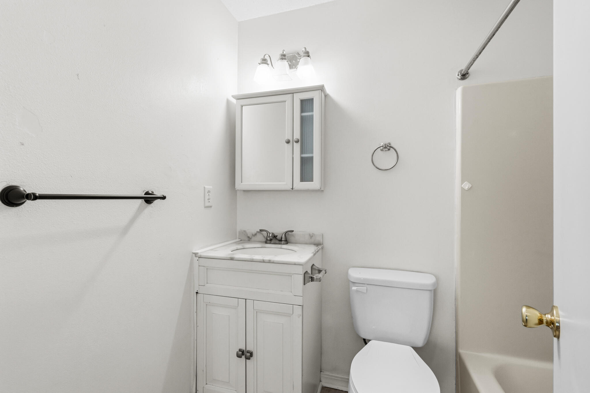 SHOAL CREEK MANOR WEST - Residential