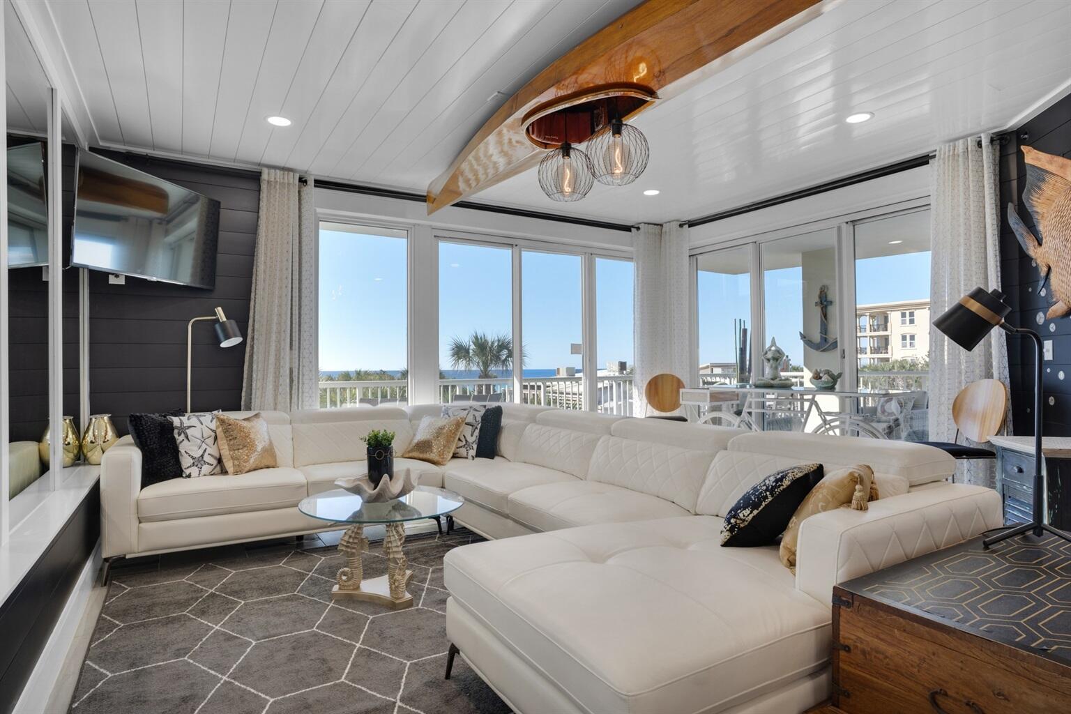 CRESCENT AT MIRAMAR BEACH THE - Residential