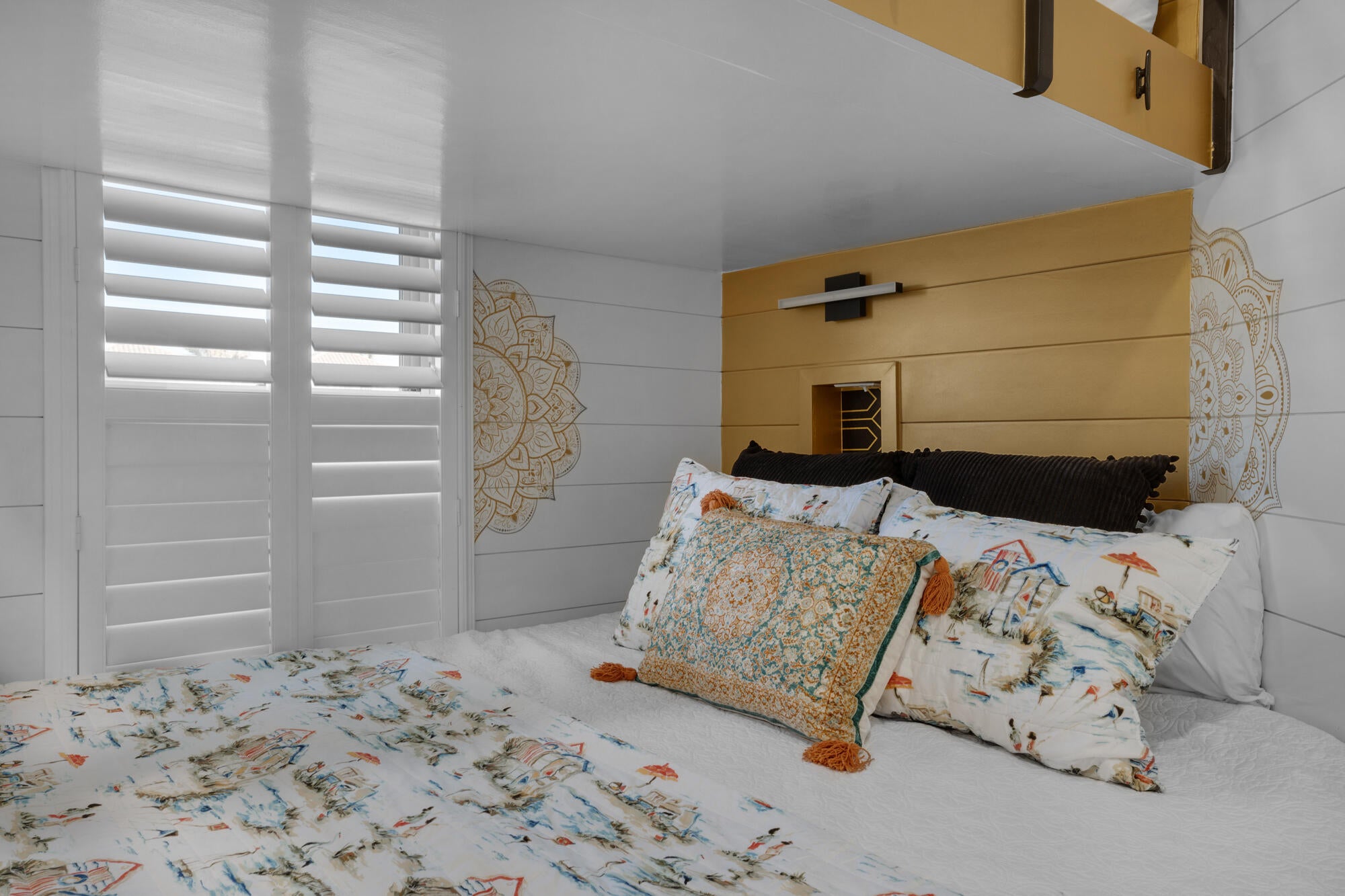 CRESCENT AT MIRAMAR BEACH THE - Residential
