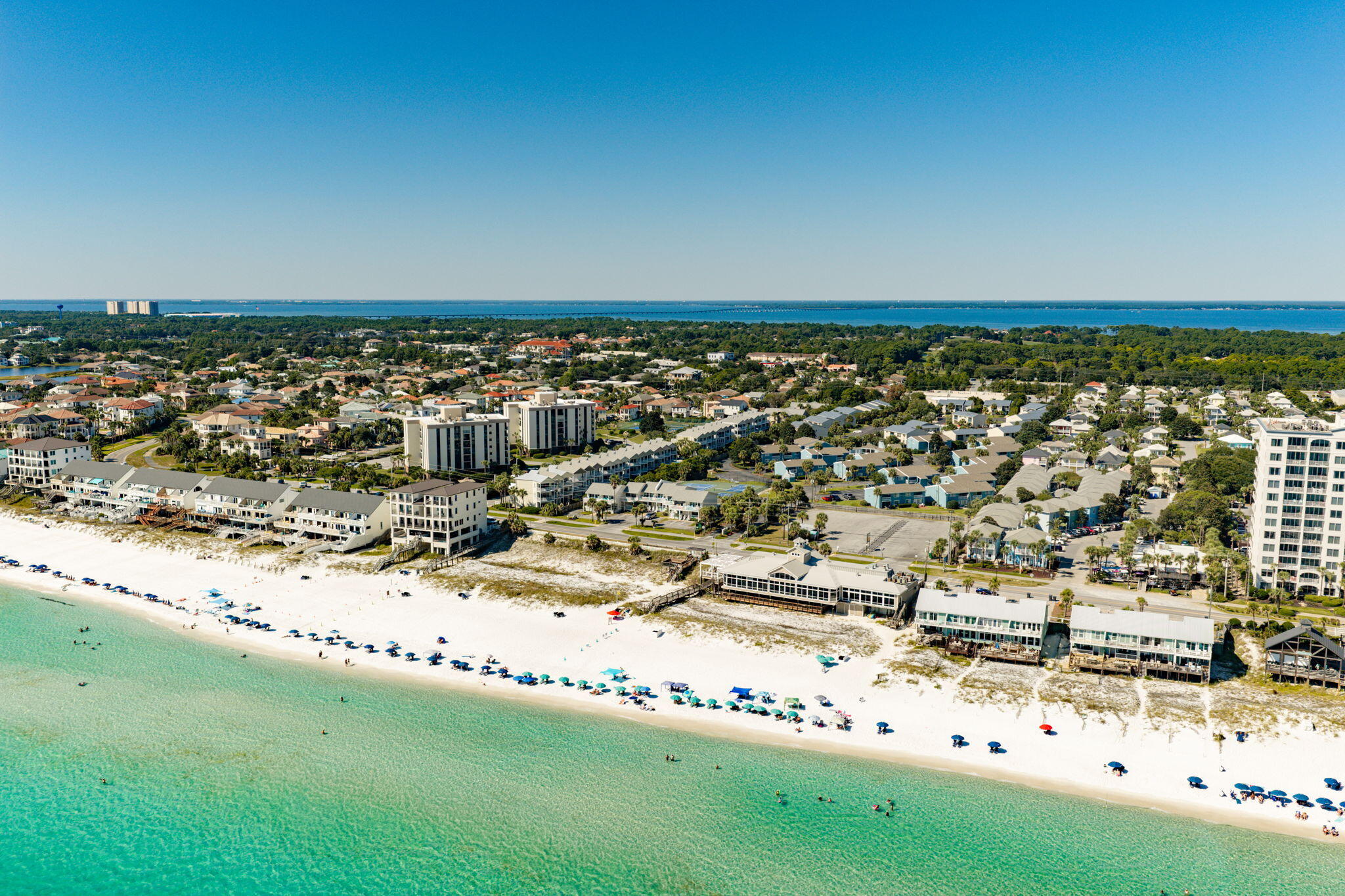 BEACH POINTE T/H - Residential