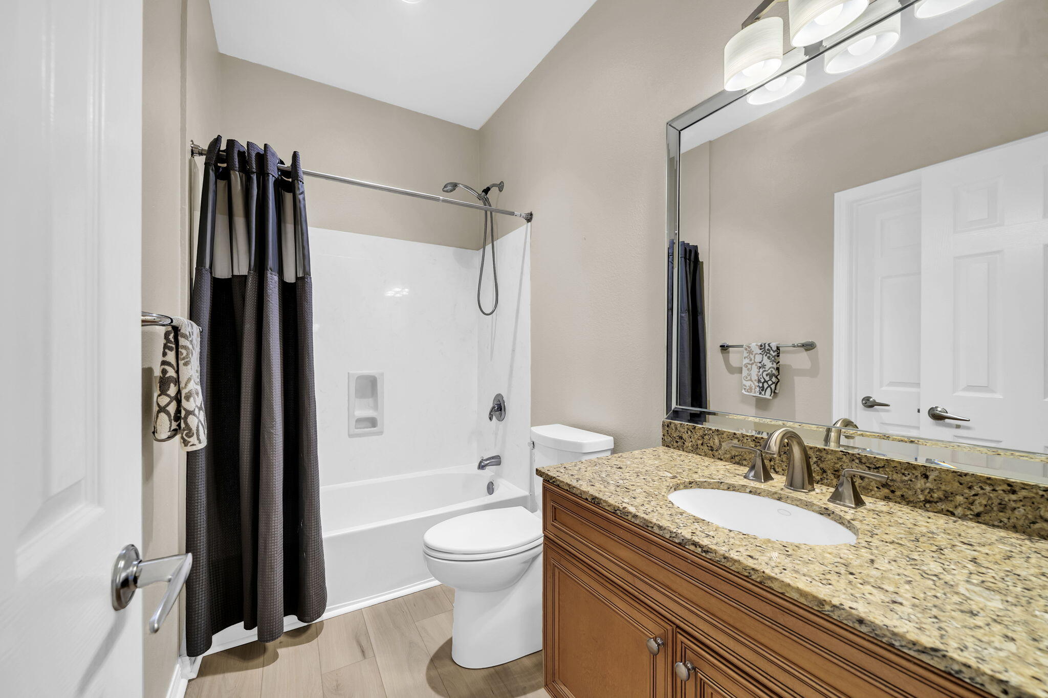 BEACH POINTE T/H - Residential