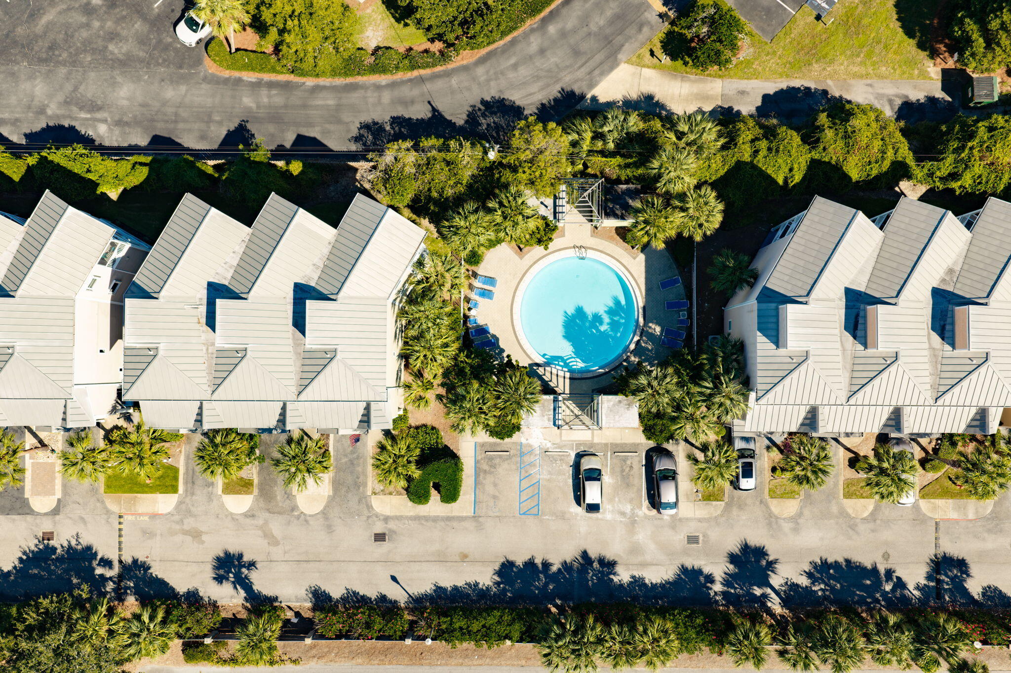 BEACH POINTE T/H - Residential