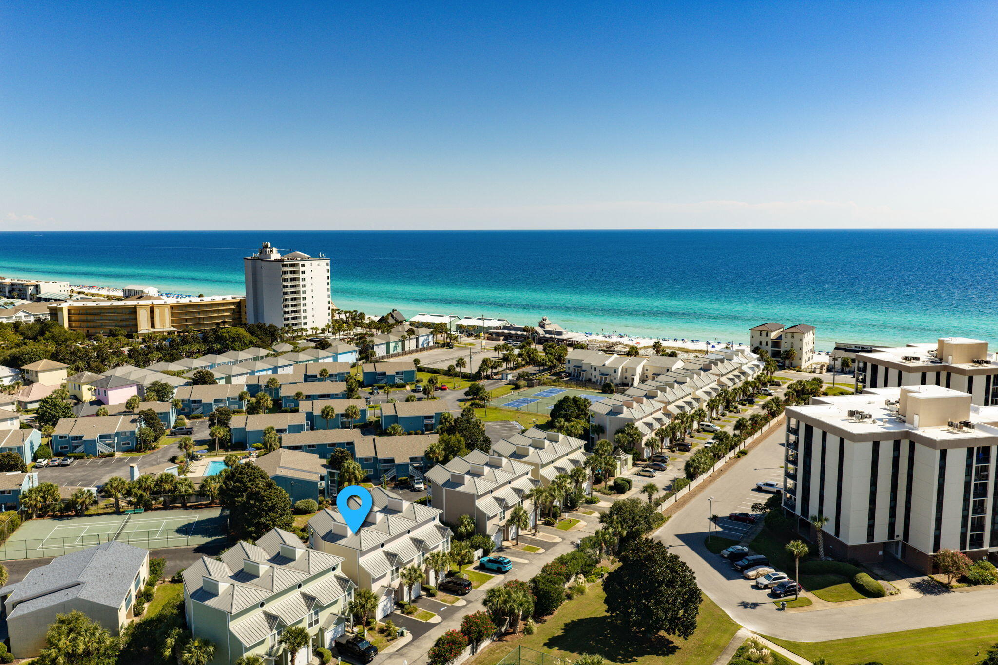 BEACH POINTE T/H - Residential