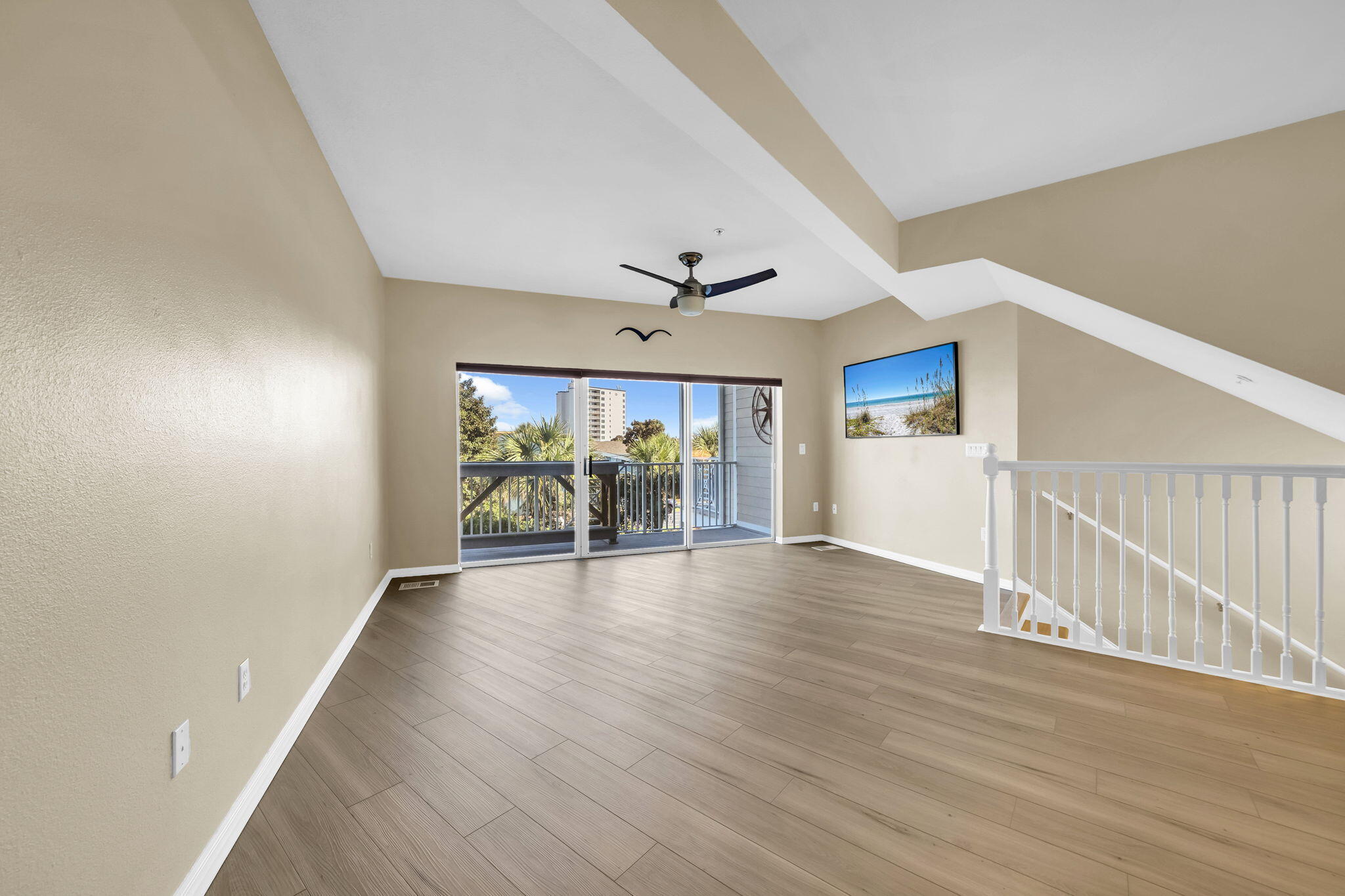 BEACH POINTE T/H - Residential