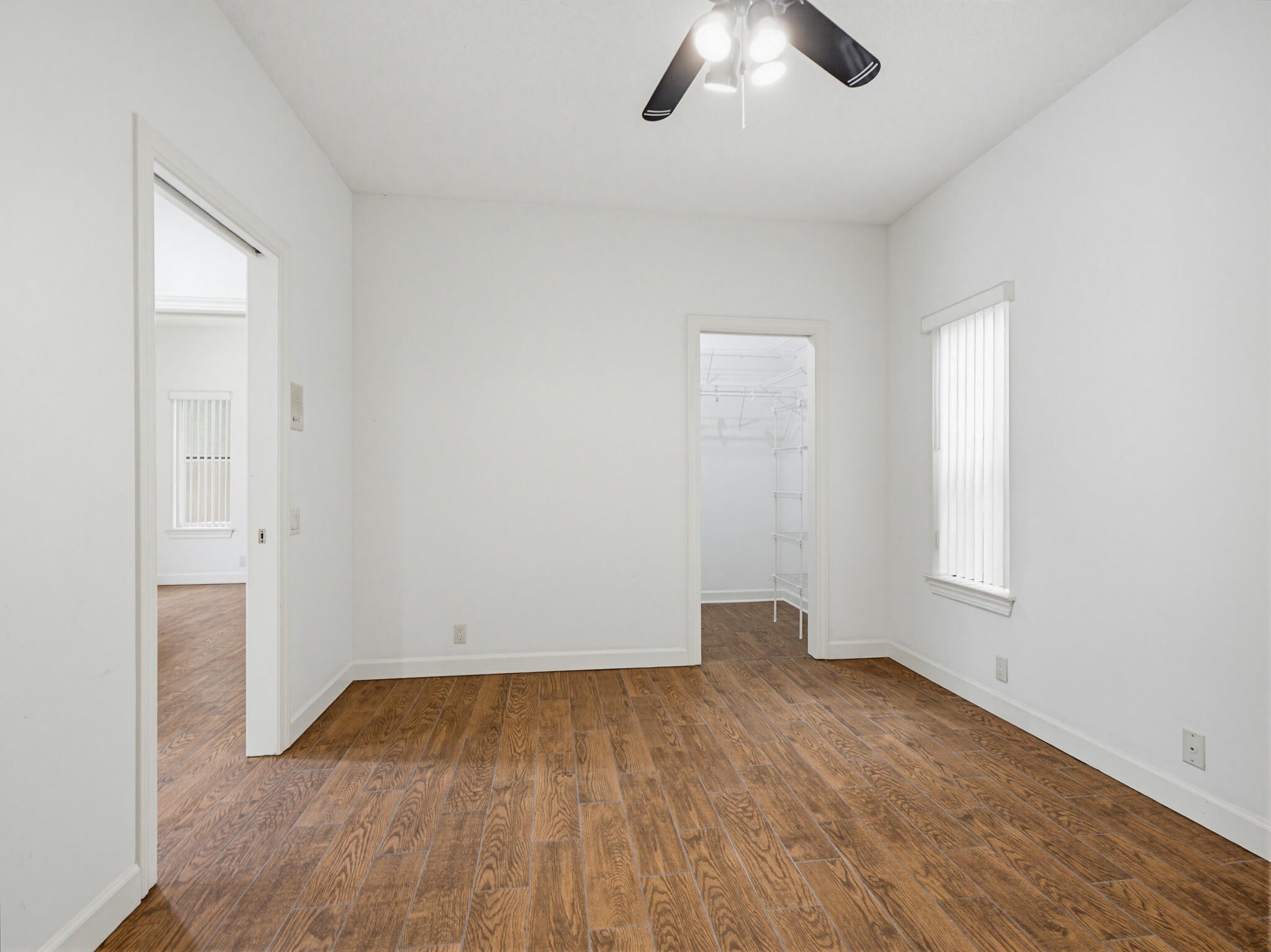 KINGS ROAD - Residential