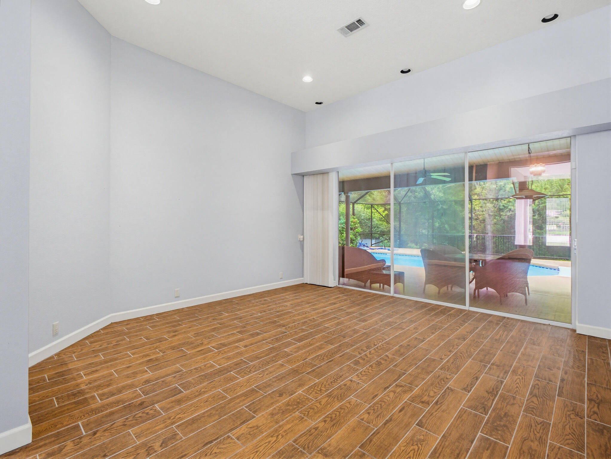 KINGS ROAD - Residential