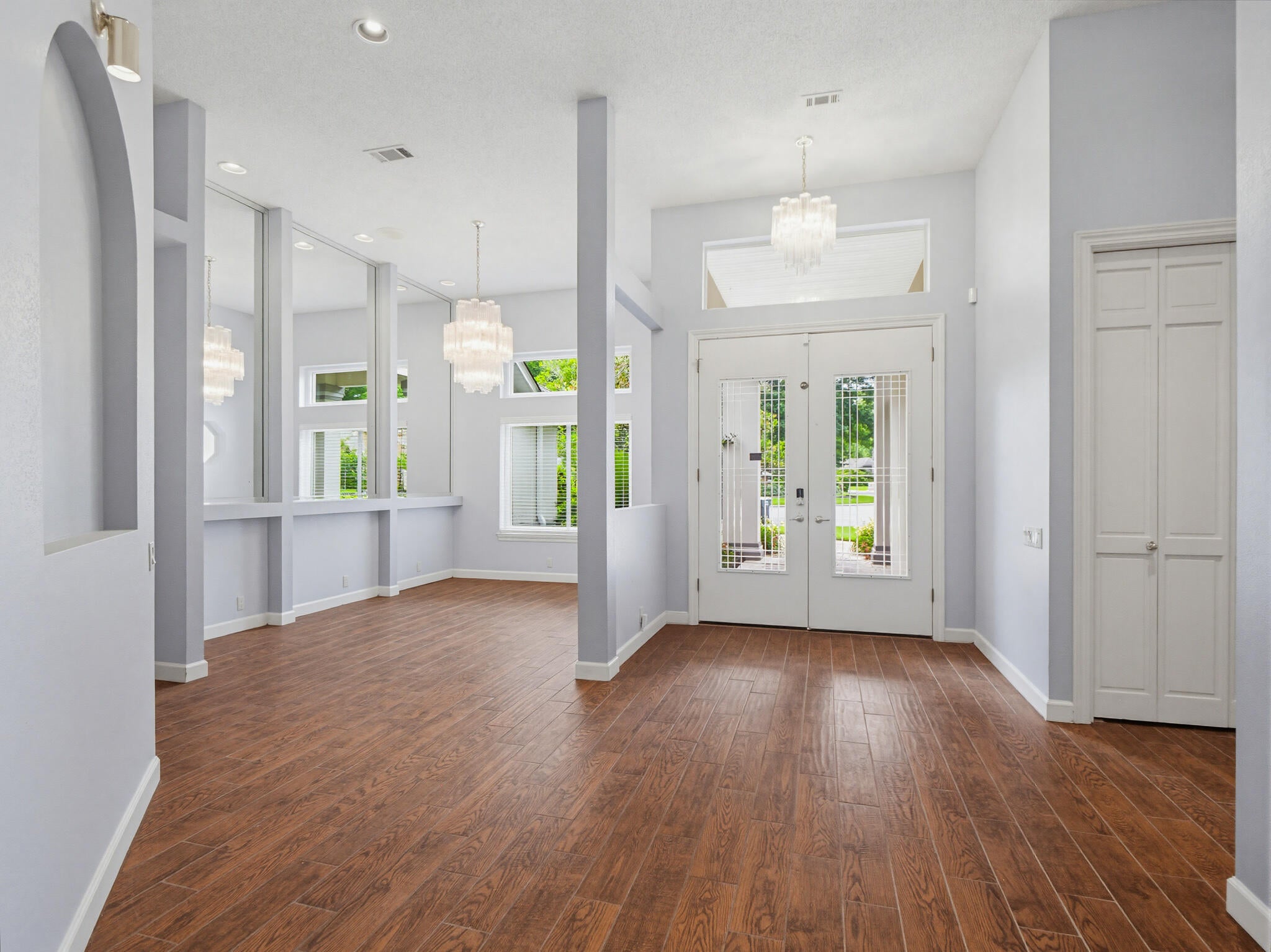 KINGS ROAD - Residential