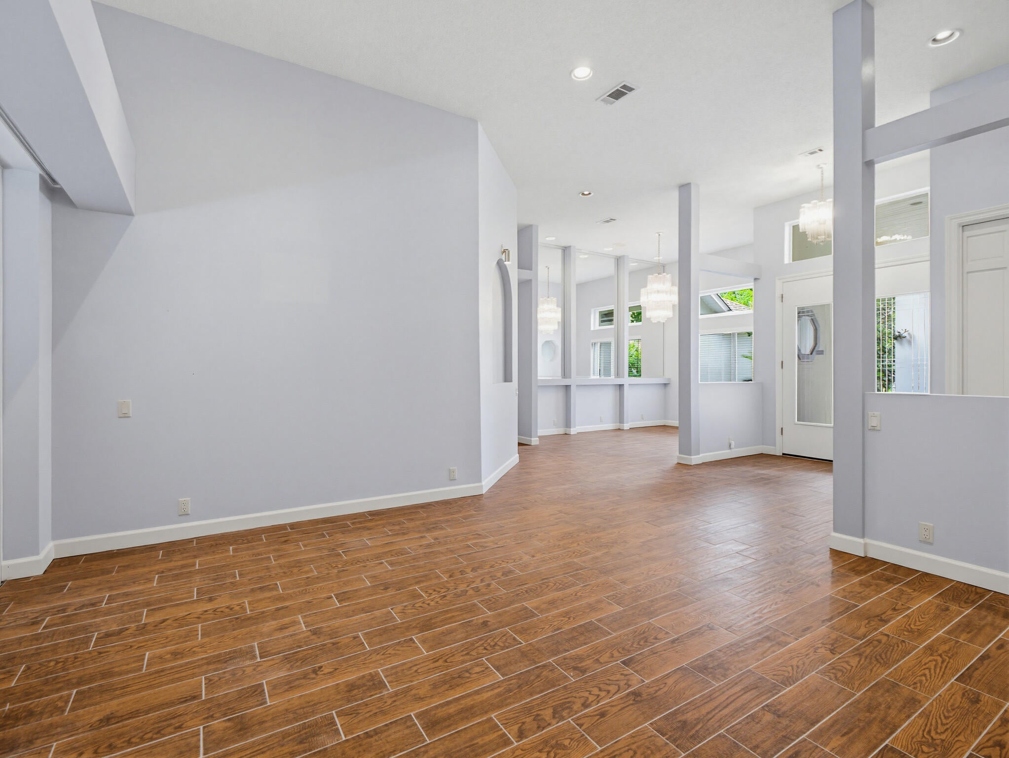 KINGS ROAD - Residential