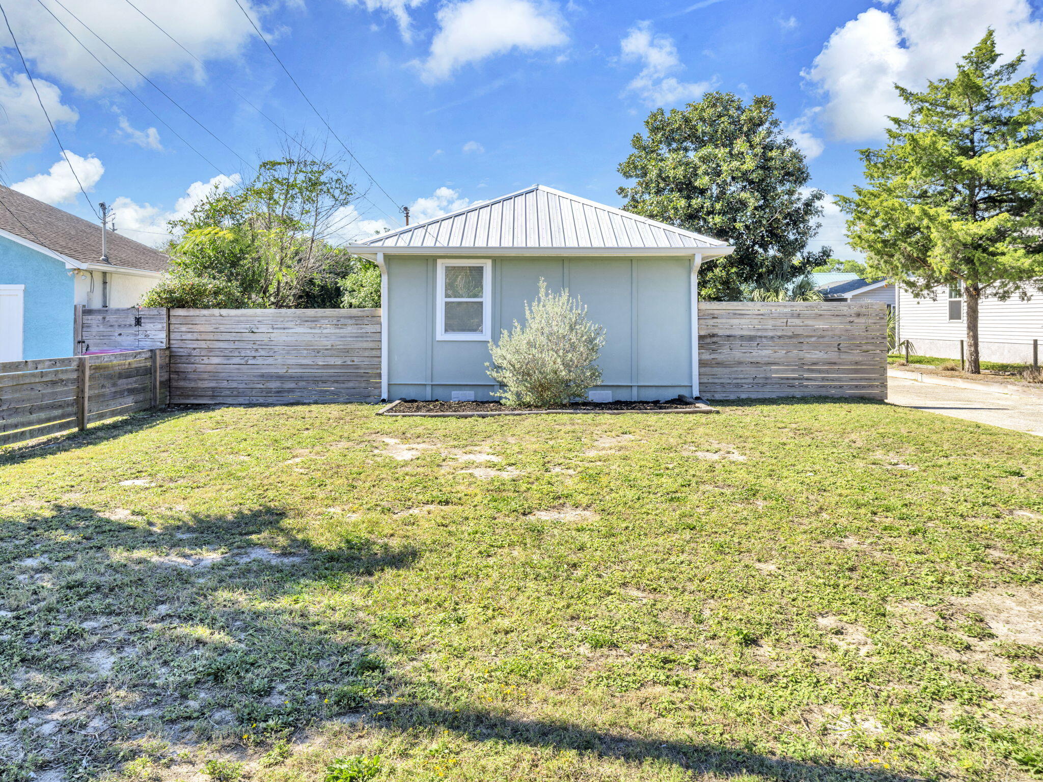 MIRAMAR HEIGHTS - Residential