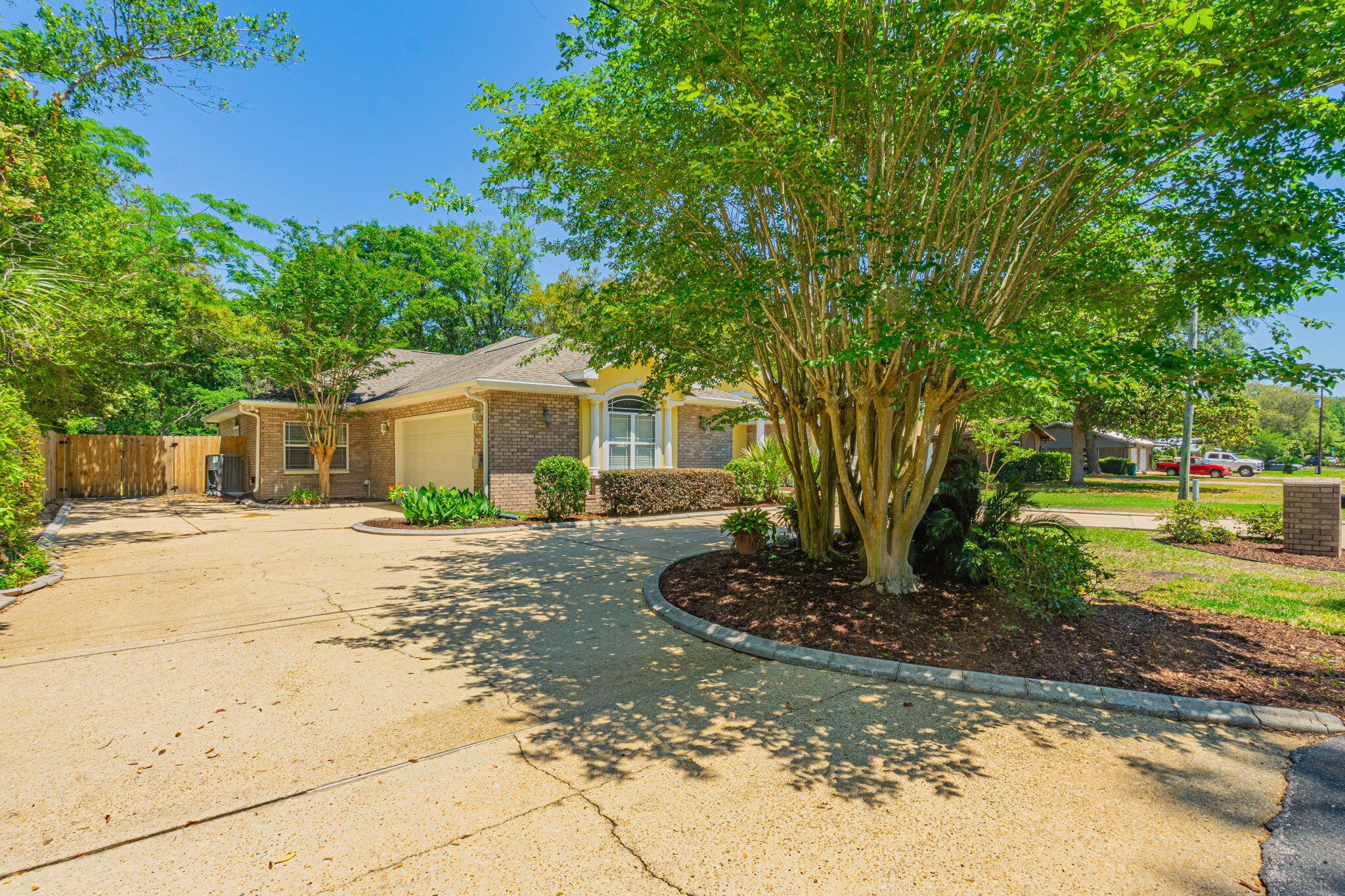 Poquito Bayou - Residential