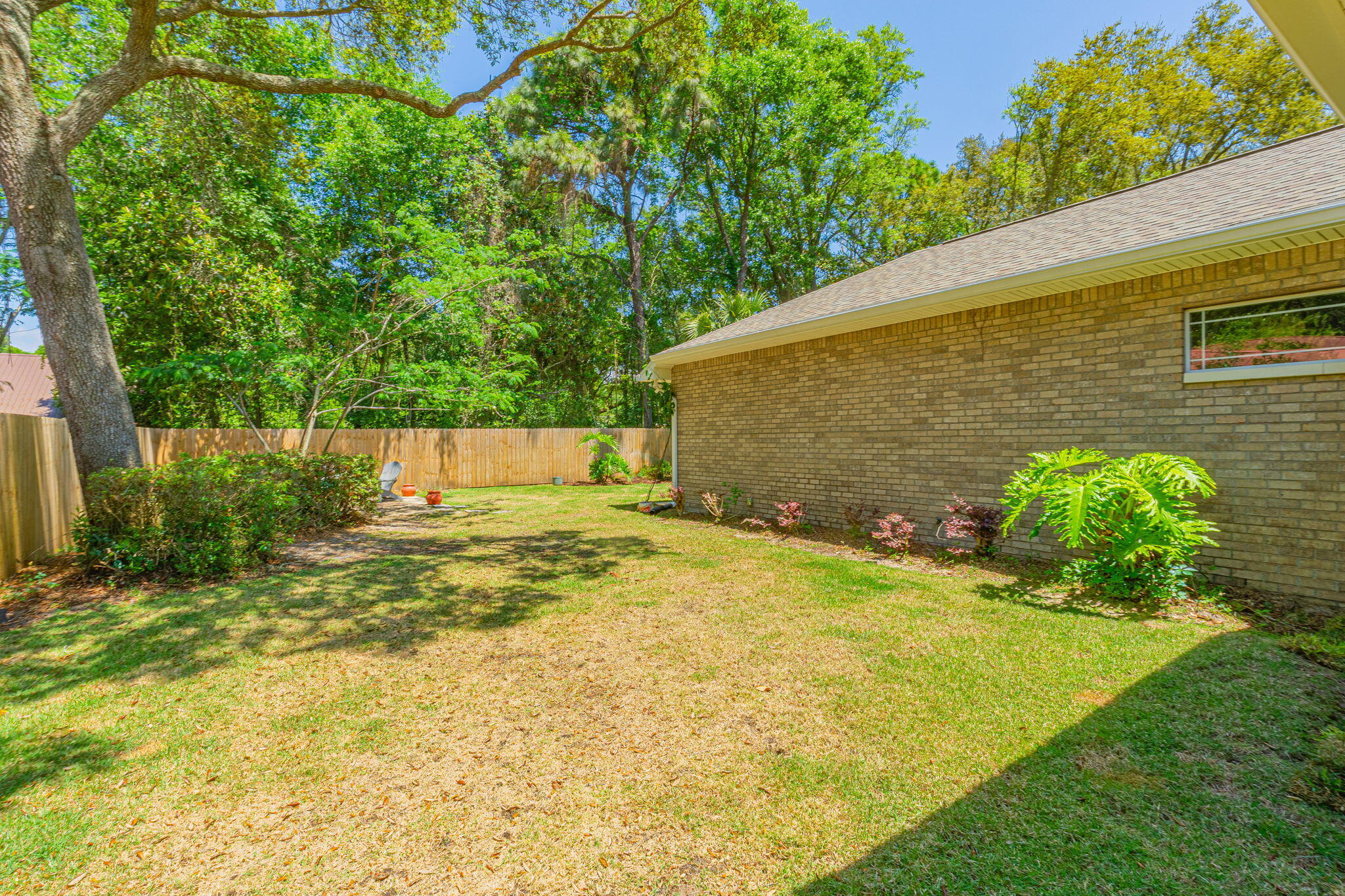 Poquito Bayou - Residential