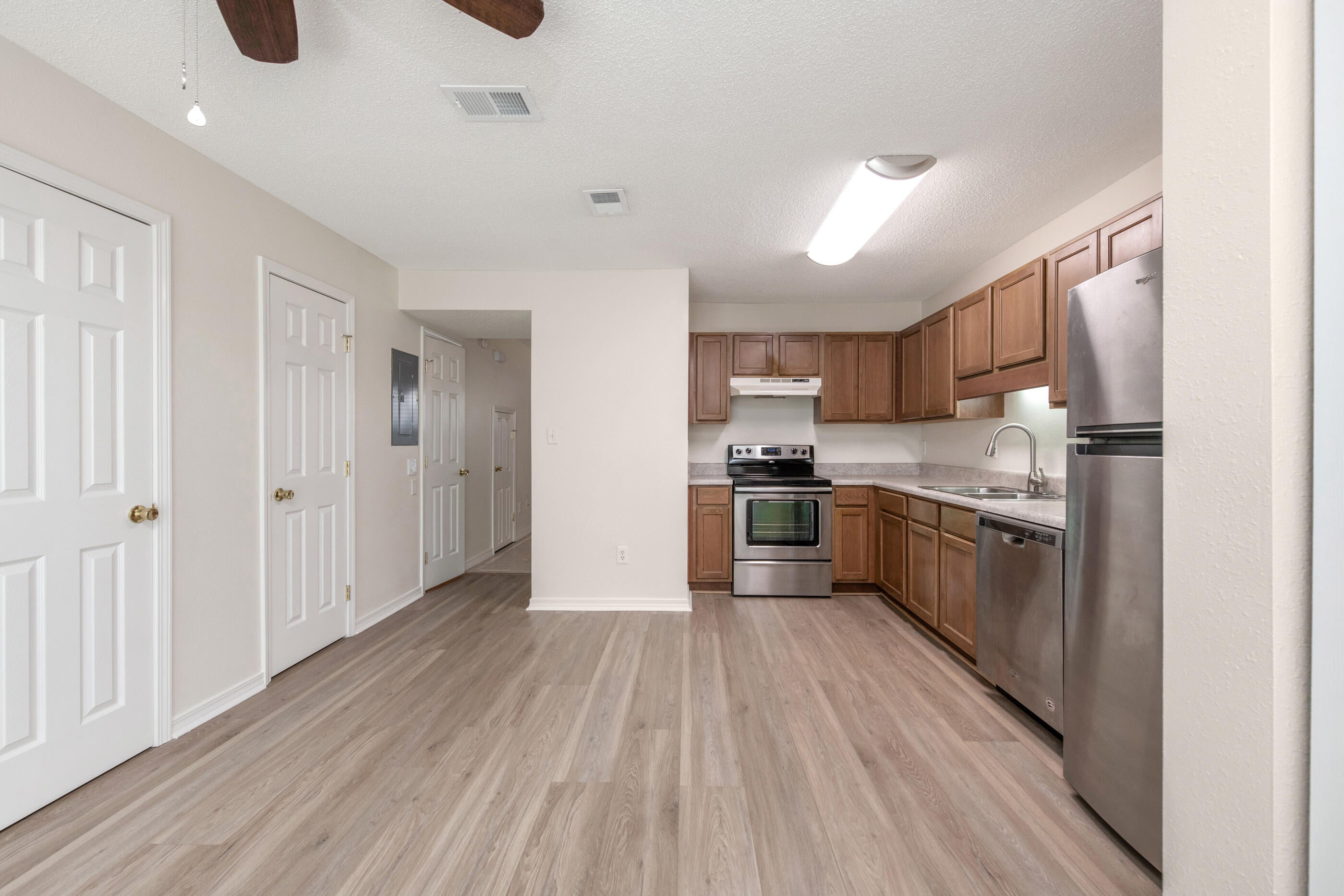 ROBSTON T/H - Residential