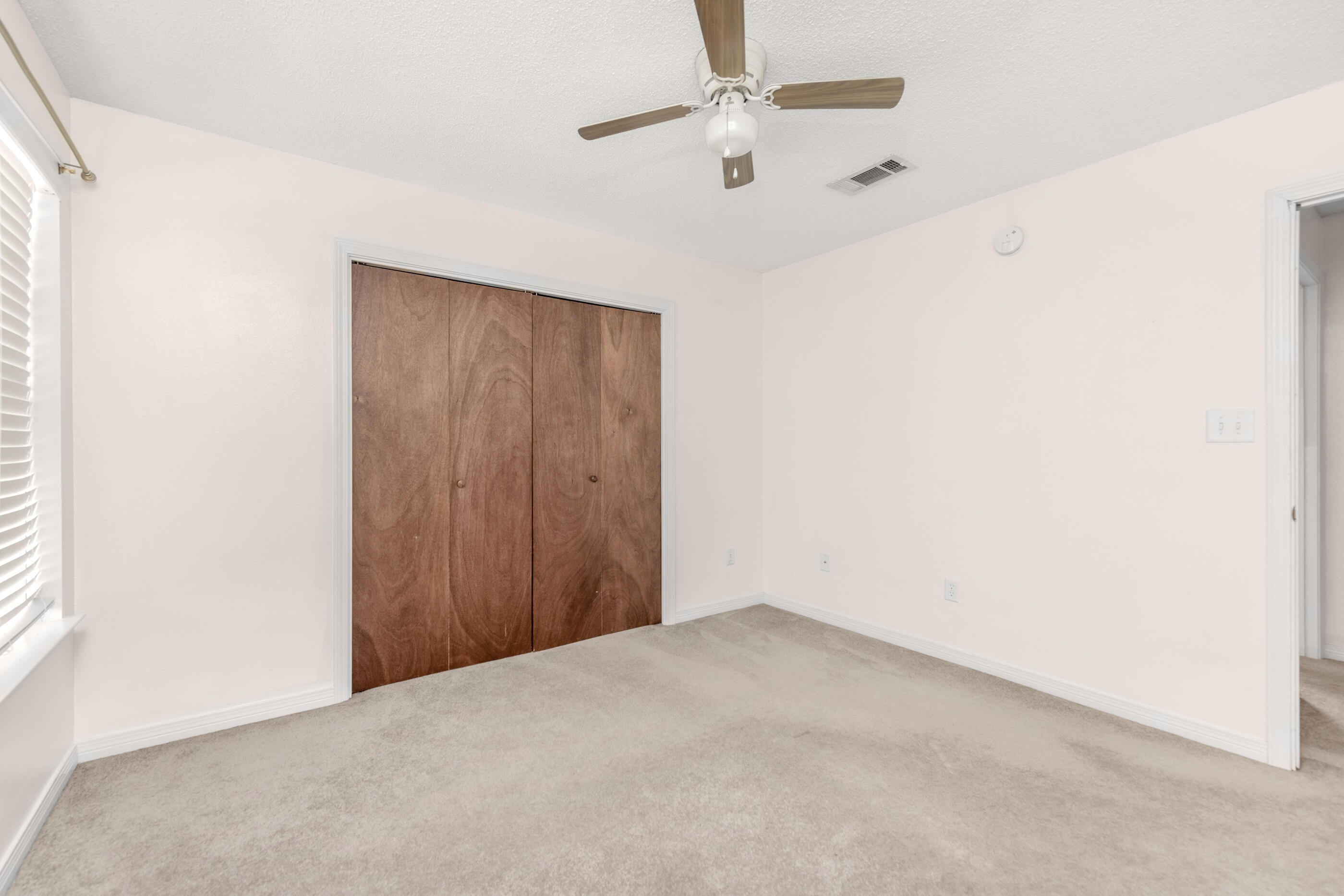 ROBSTON T/H - Residential