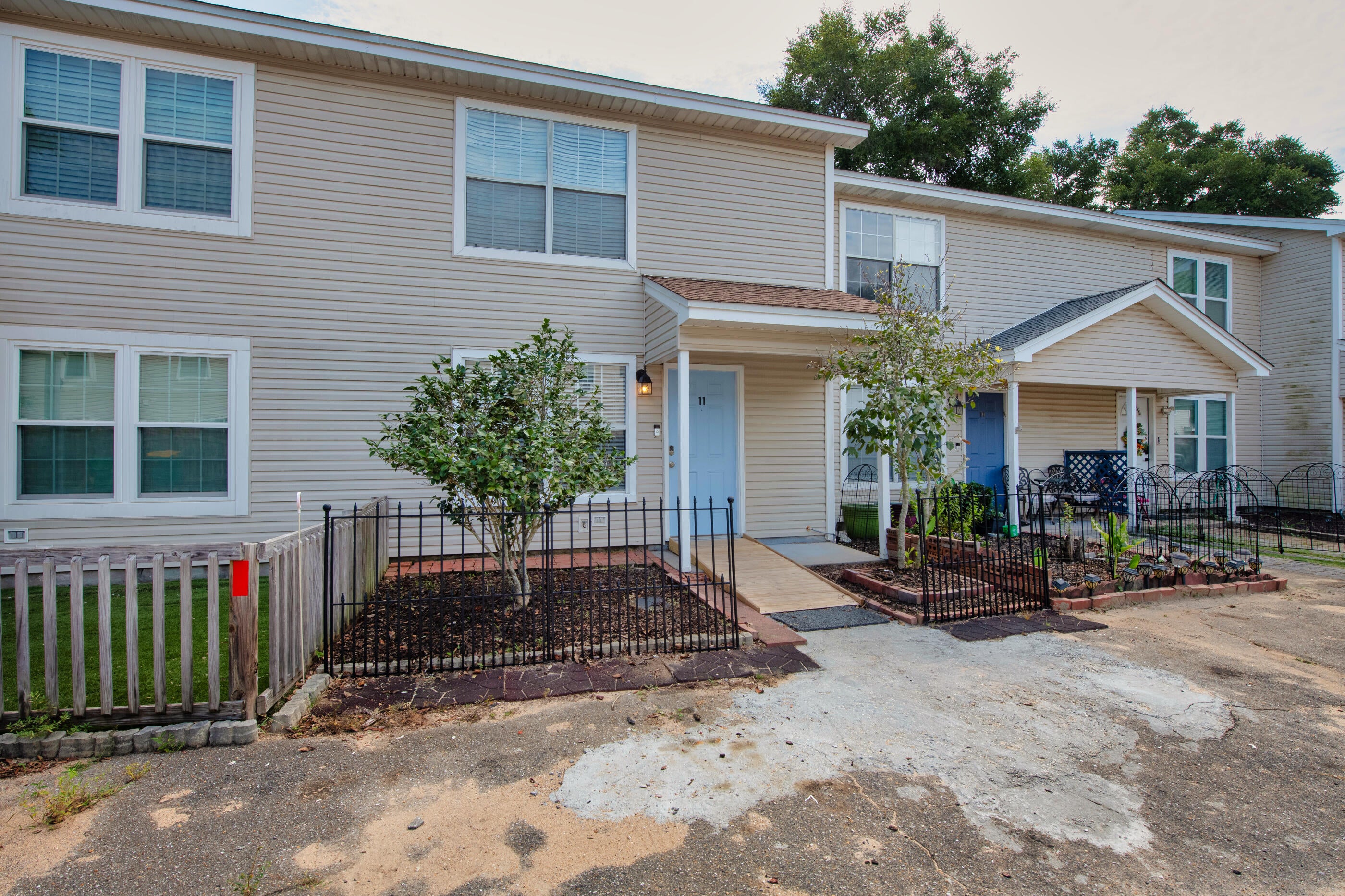 ROBSTON T/H - Residential