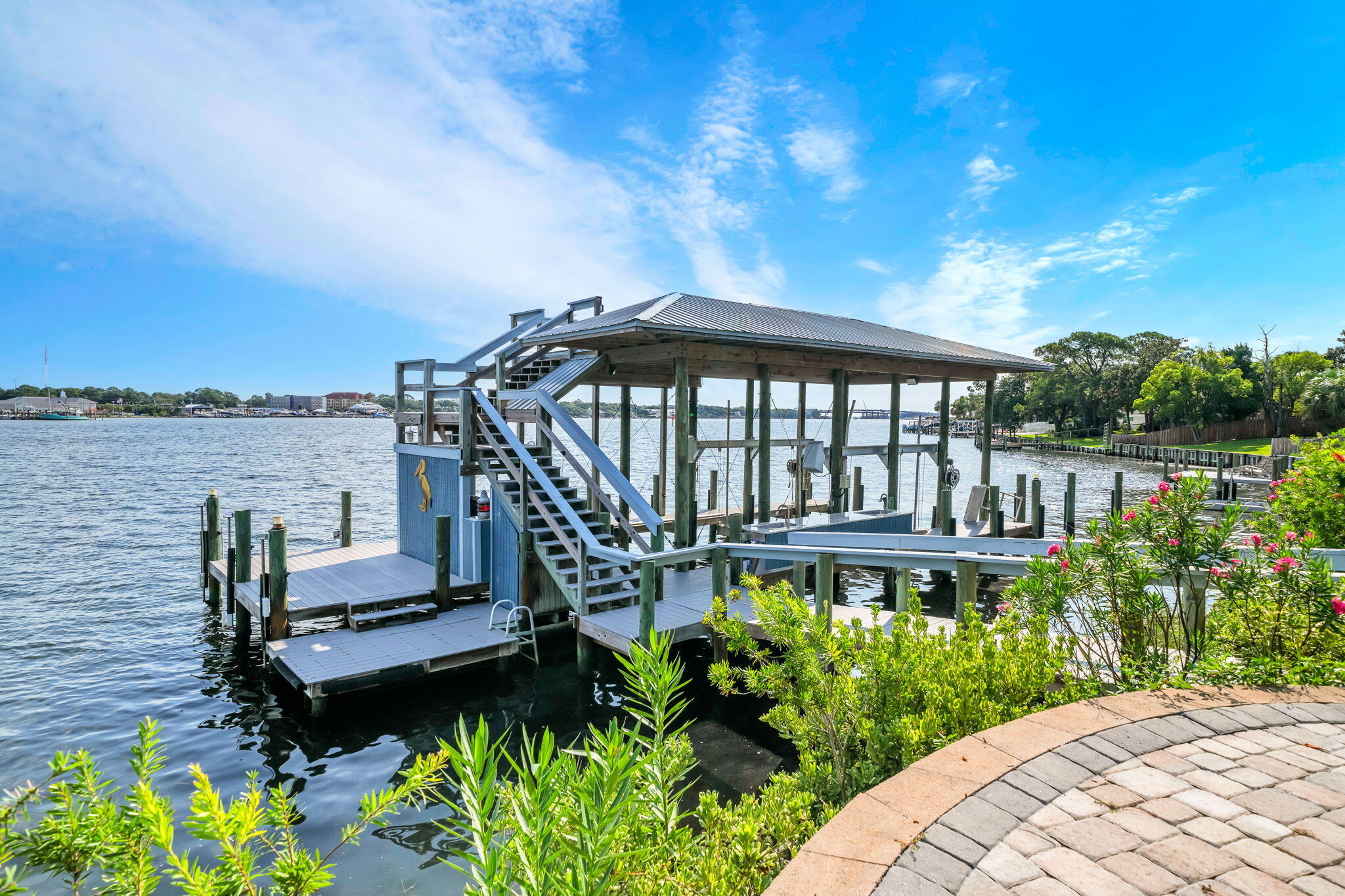 SANTA ROSA ISLAND - Residential