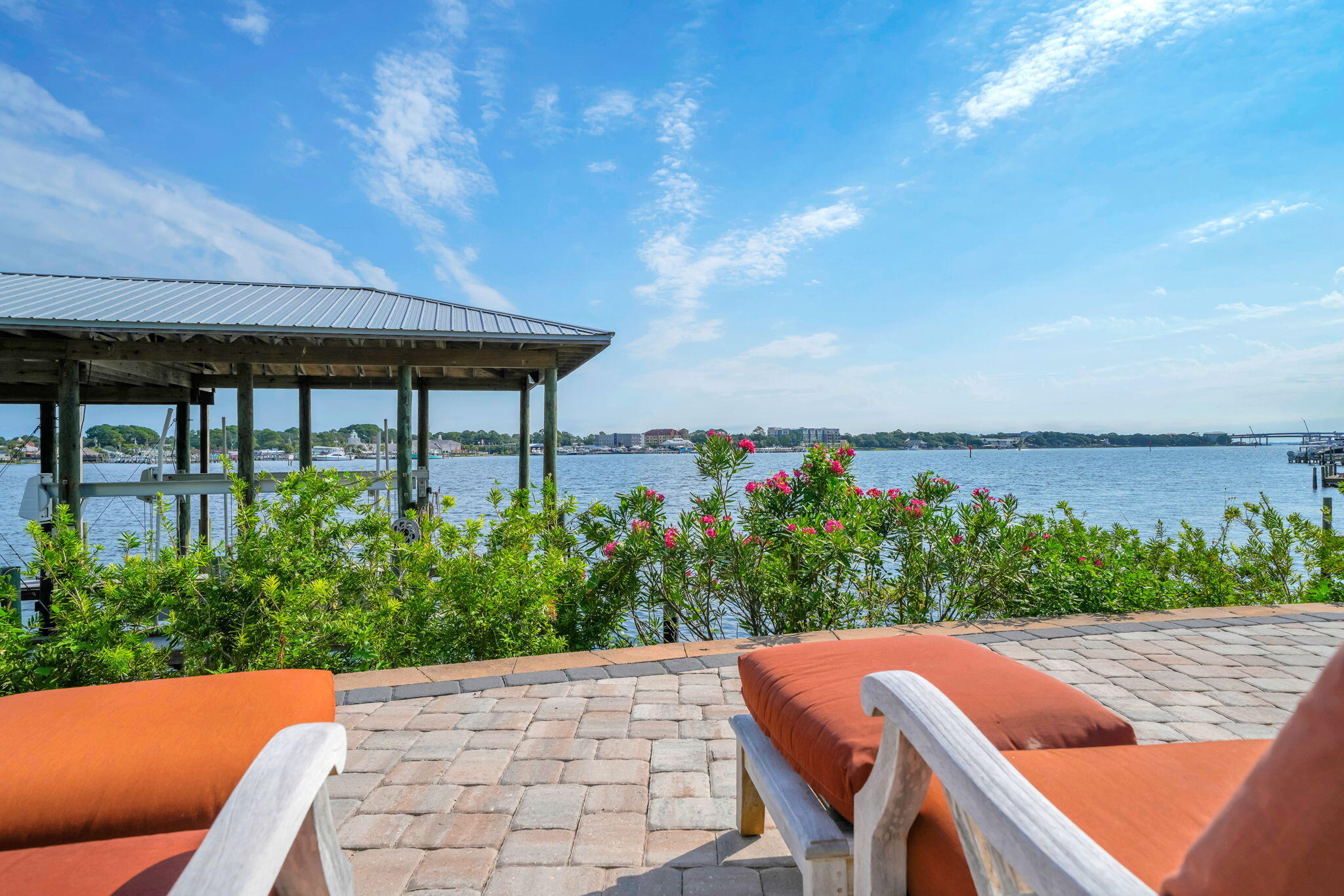 SANTA ROSA ISLAND - Residential