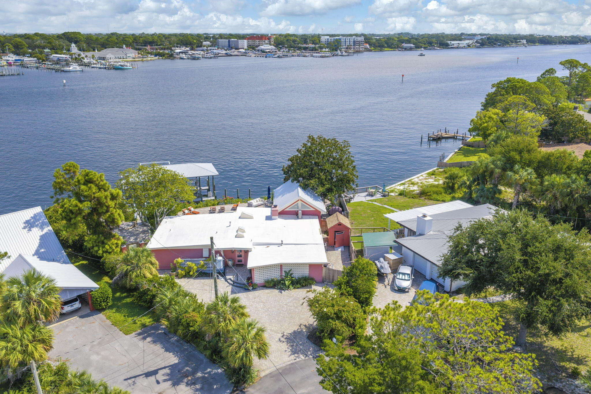 SANTA ROSA ISLAND - Residential