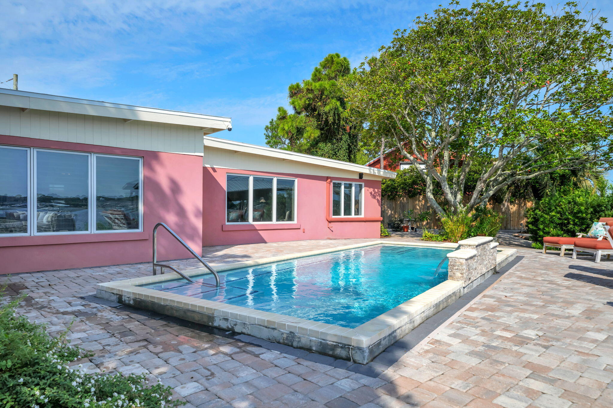 SANTA ROSA ISLAND - Residential