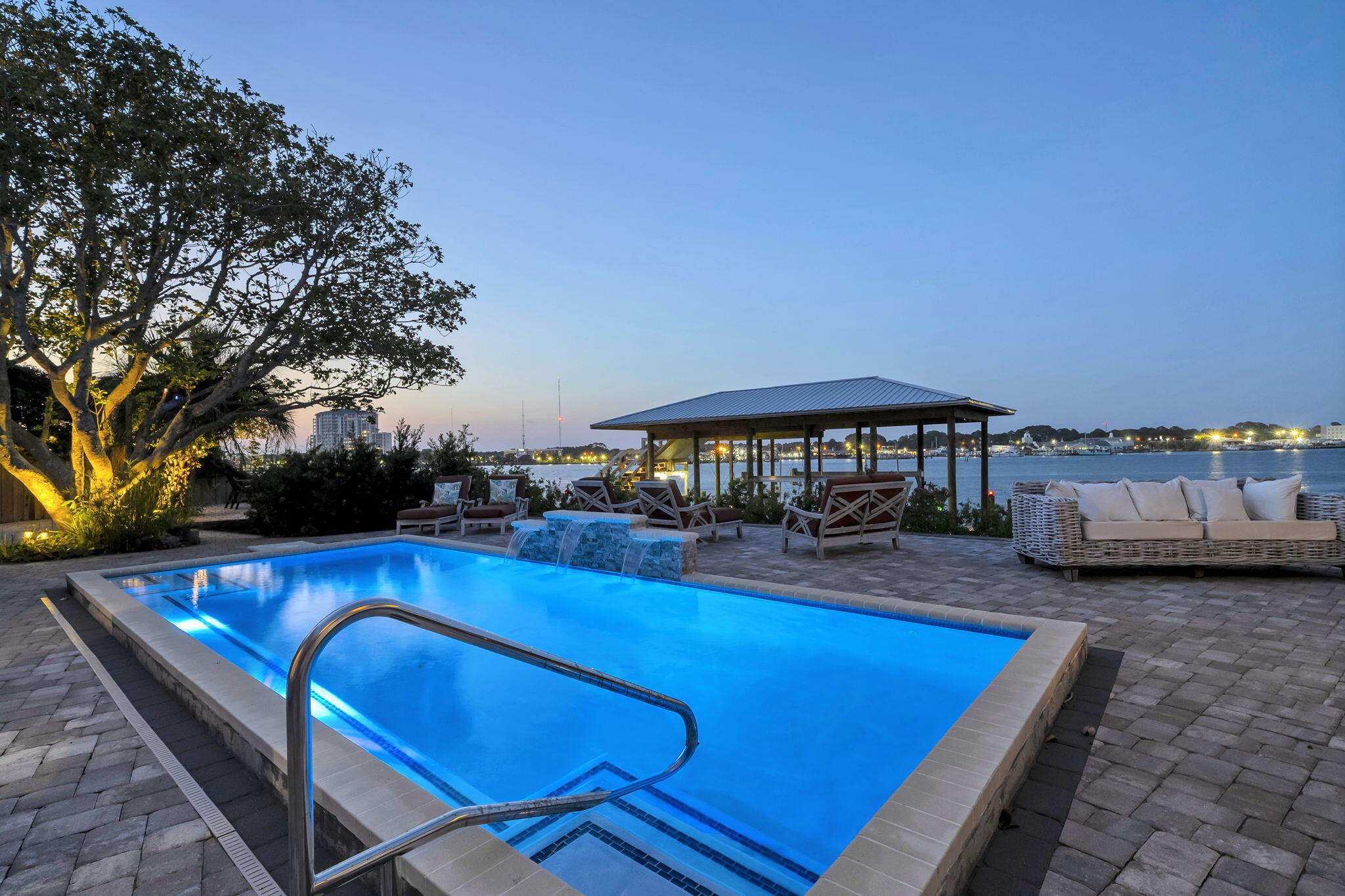 SANTA ROSA ISLAND - Residential