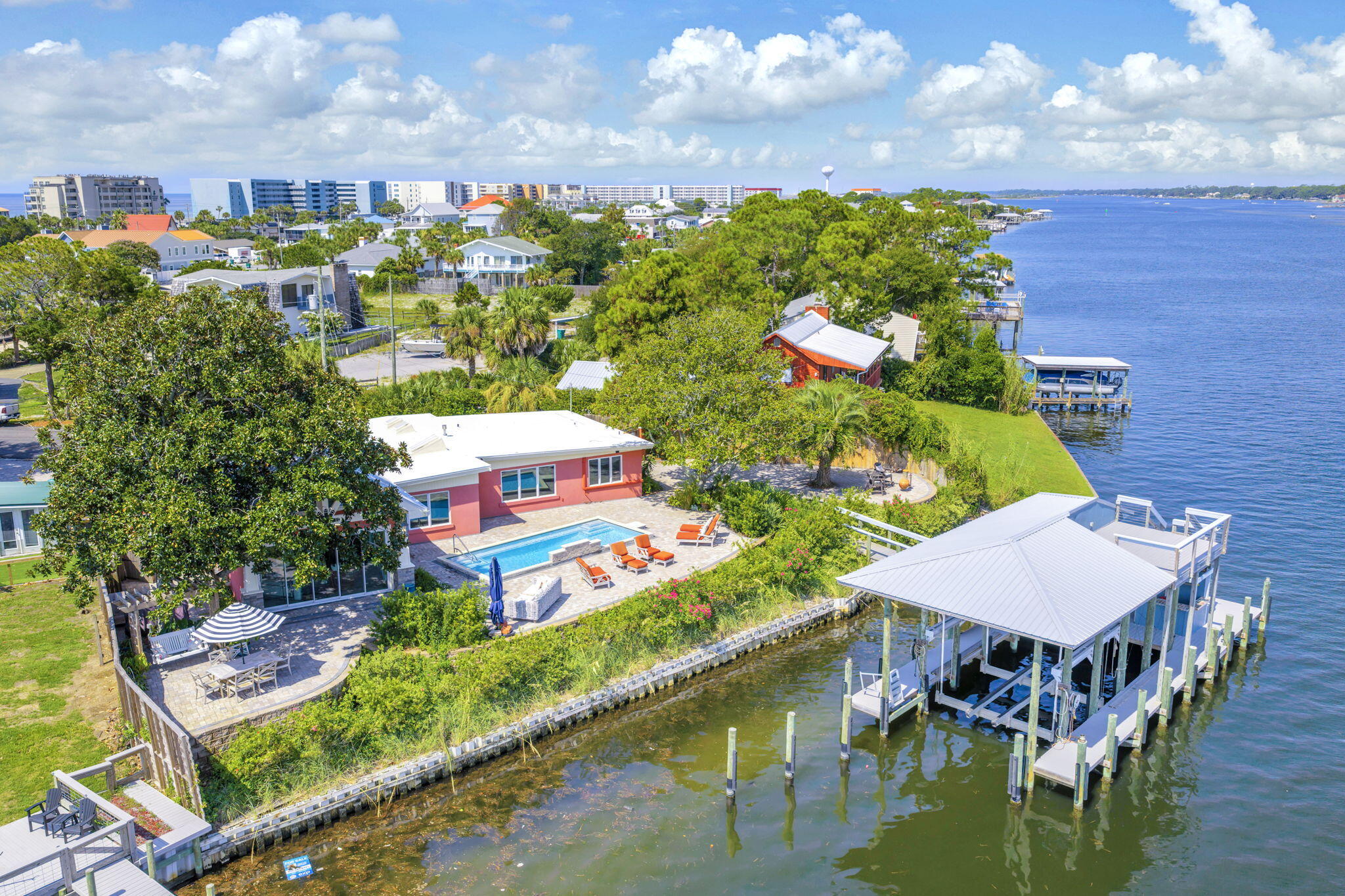 SANTA ROSA ISLAND - Residential