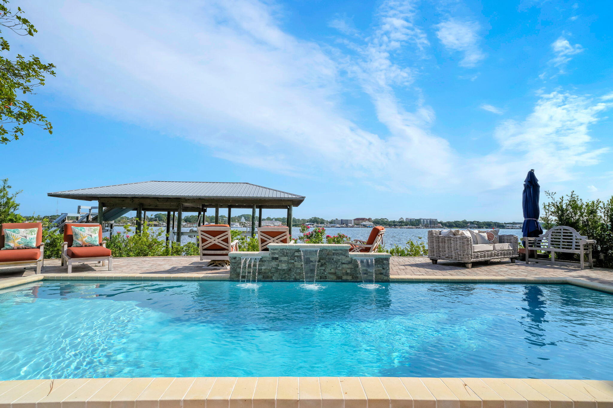 SANTA ROSA ISLAND - Residential