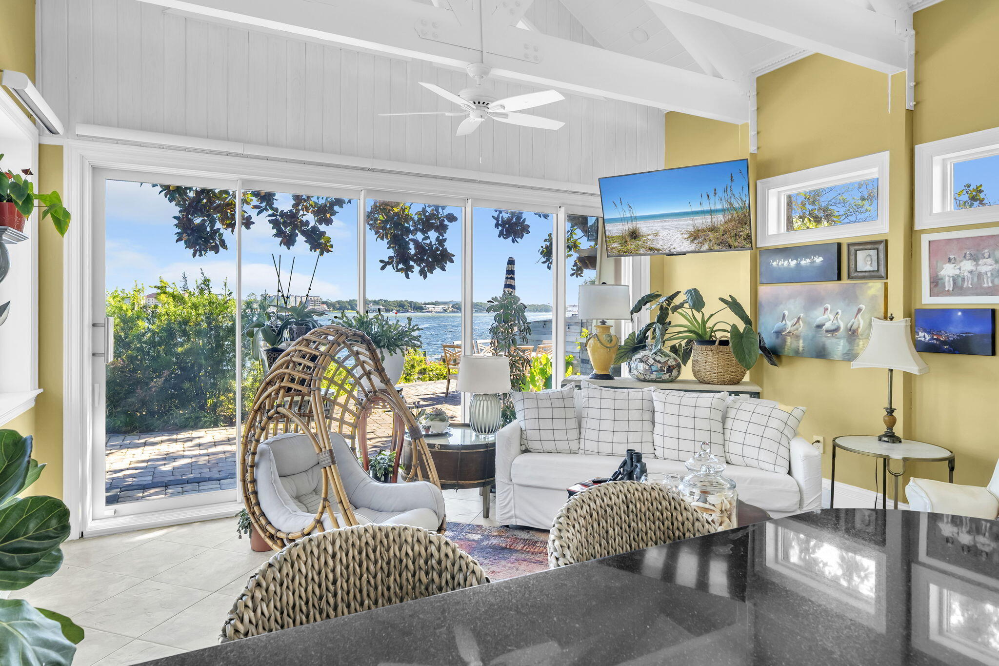 SANTA ROSA ISLAND - Residential