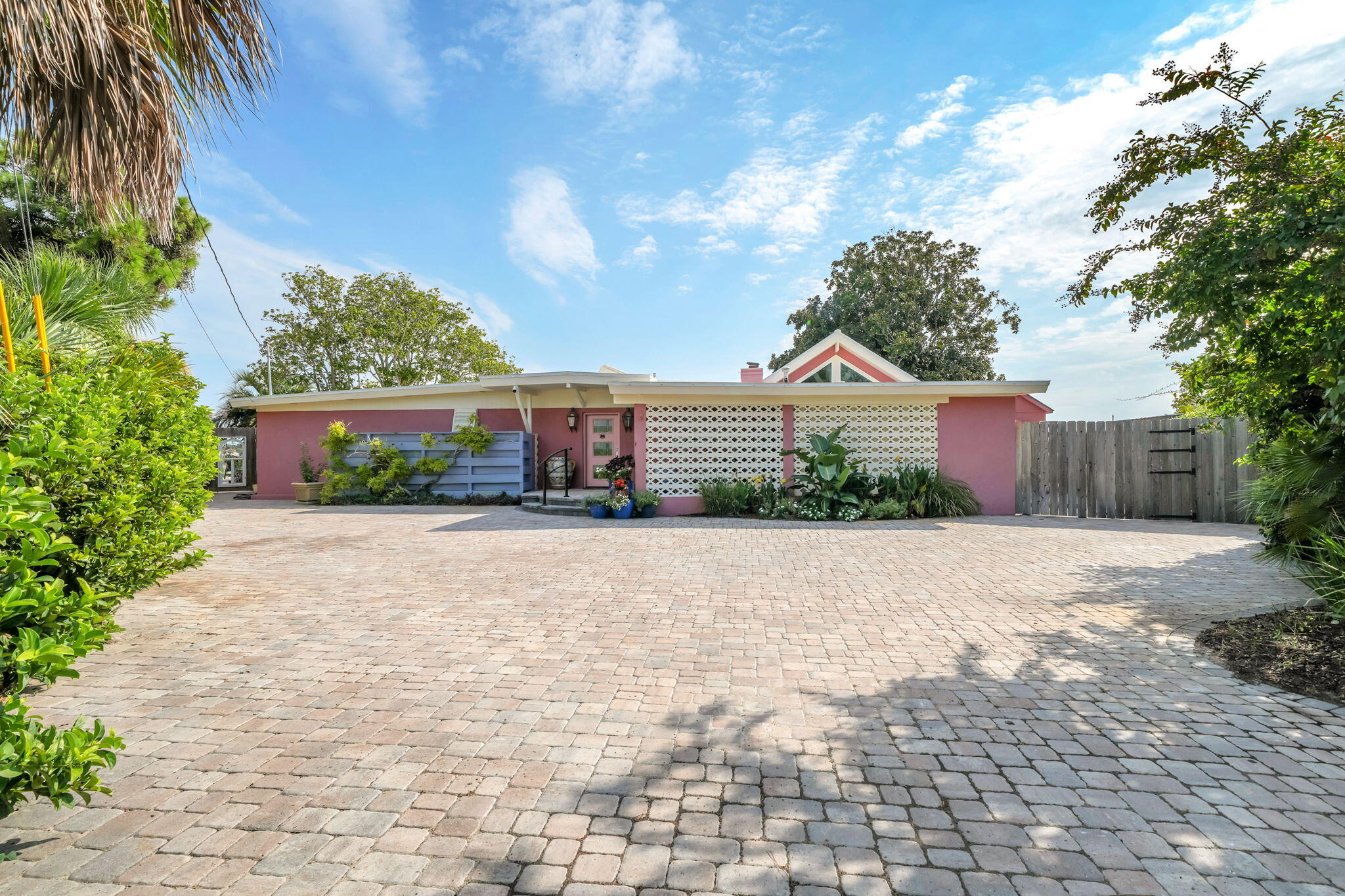 SANTA ROSA ISLAND - Residential