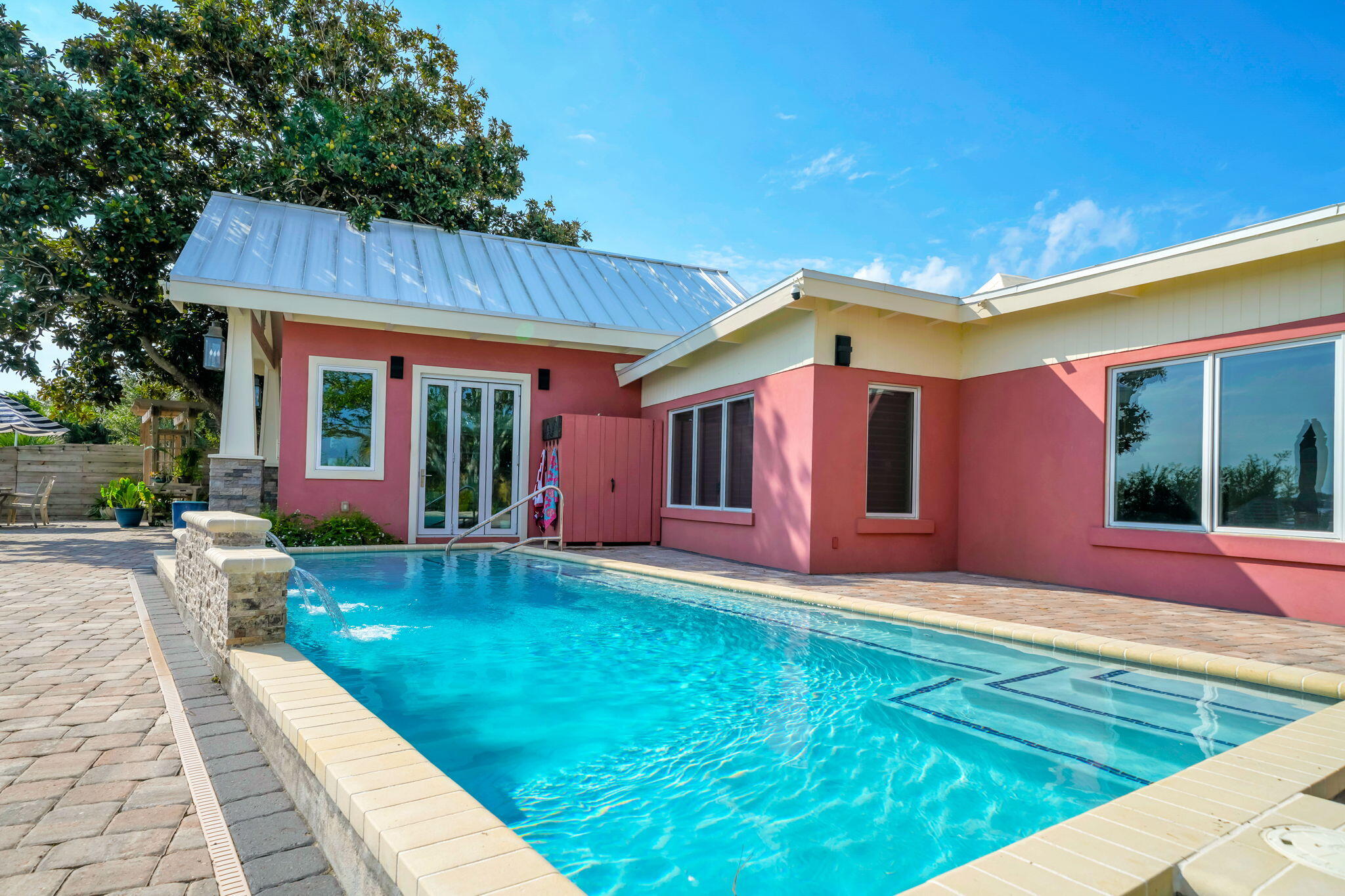 SANTA ROSA ISLAND - Residential