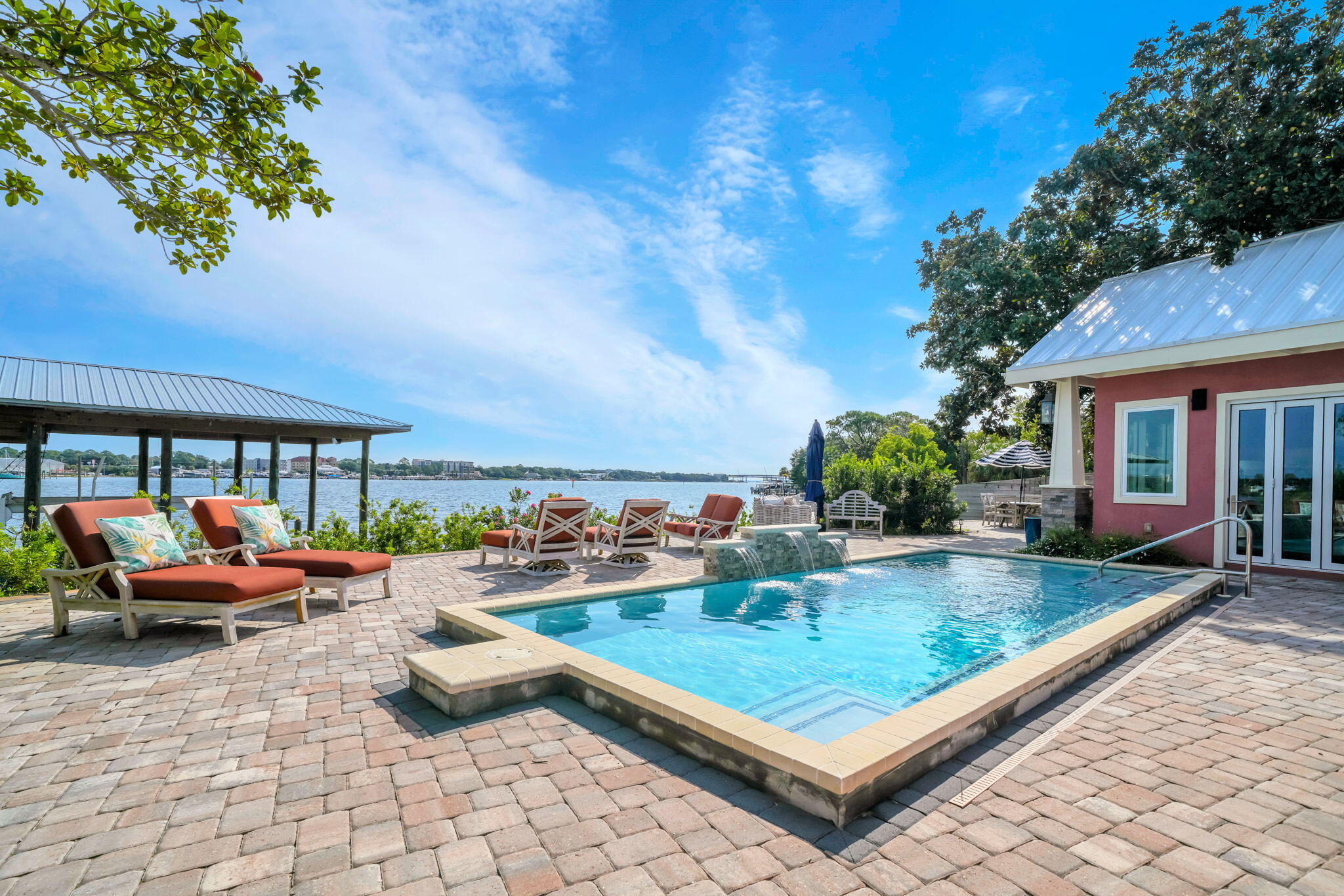 SANTA ROSA ISLAND - Residential