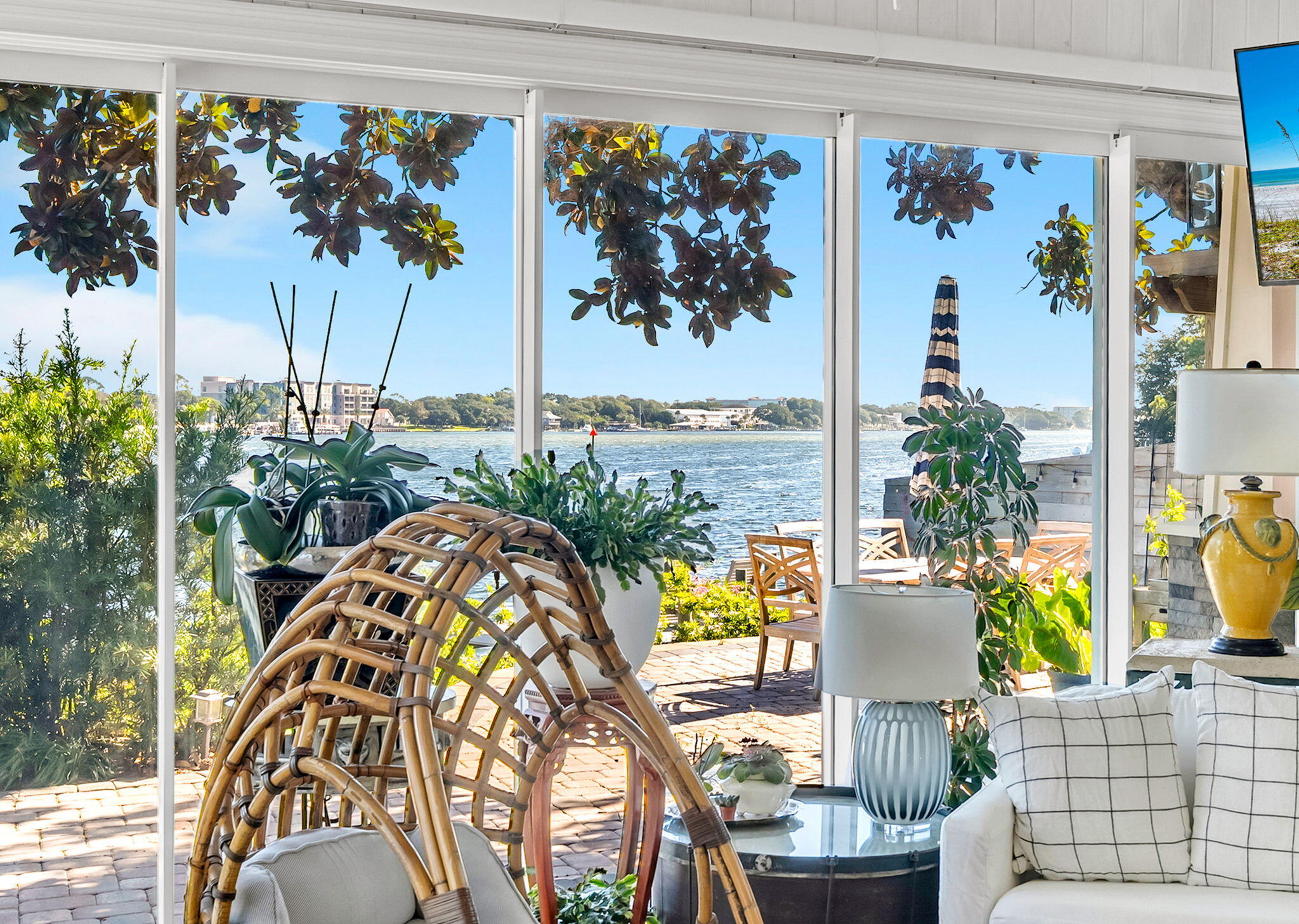 SANTA ROSA ISLAND - Residential
