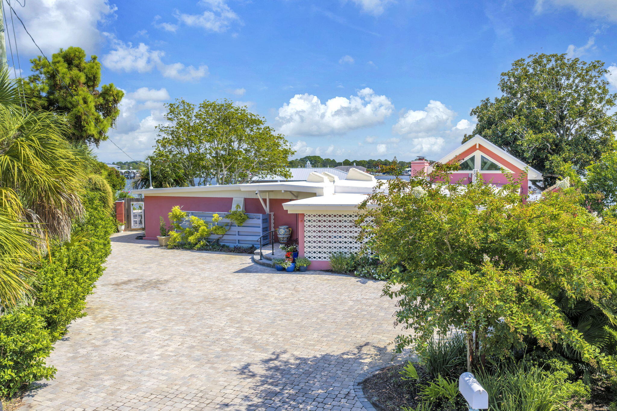 SANTA ROSA ISLAND - Residential
