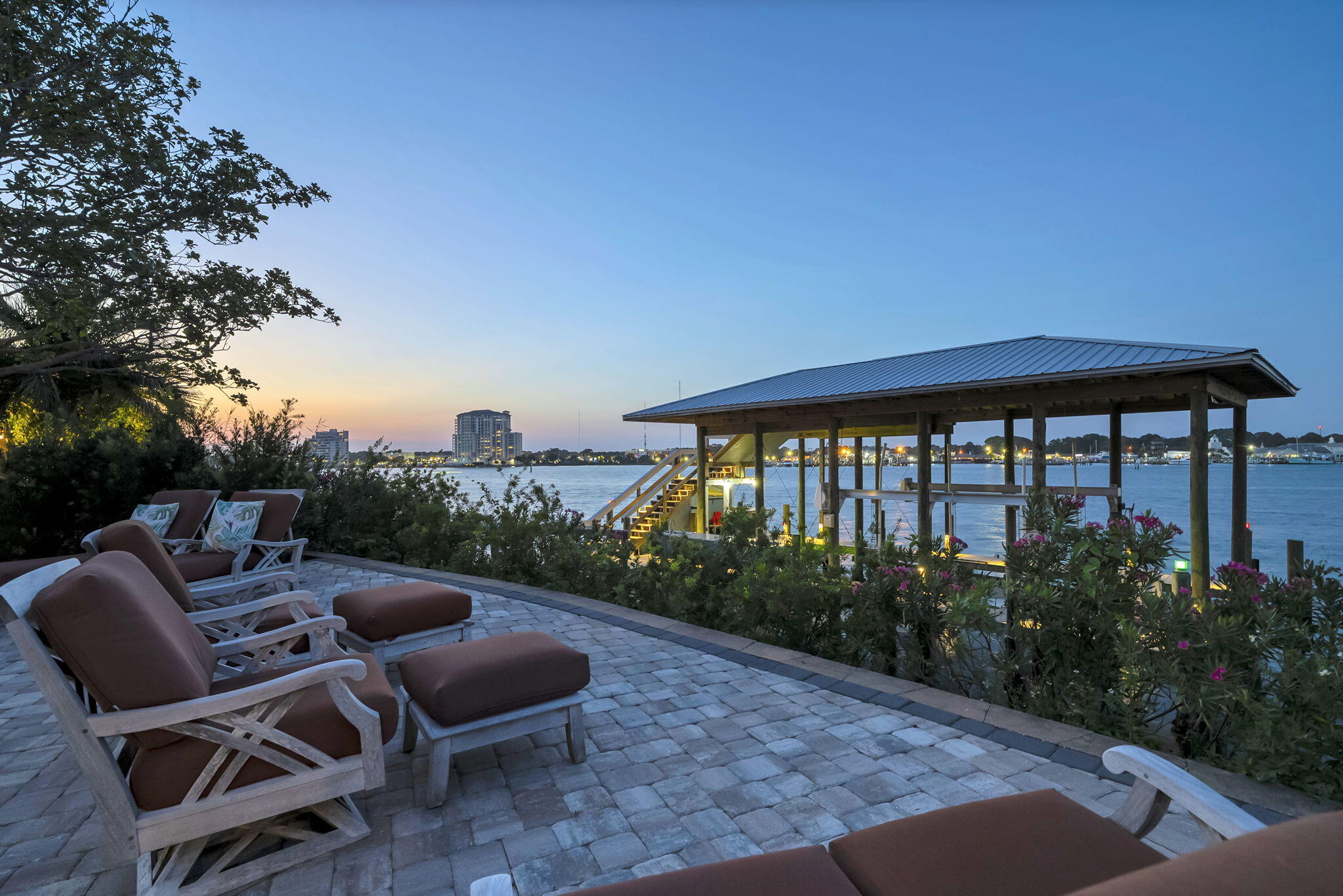 SANTA ROSA ISLAND - Residential