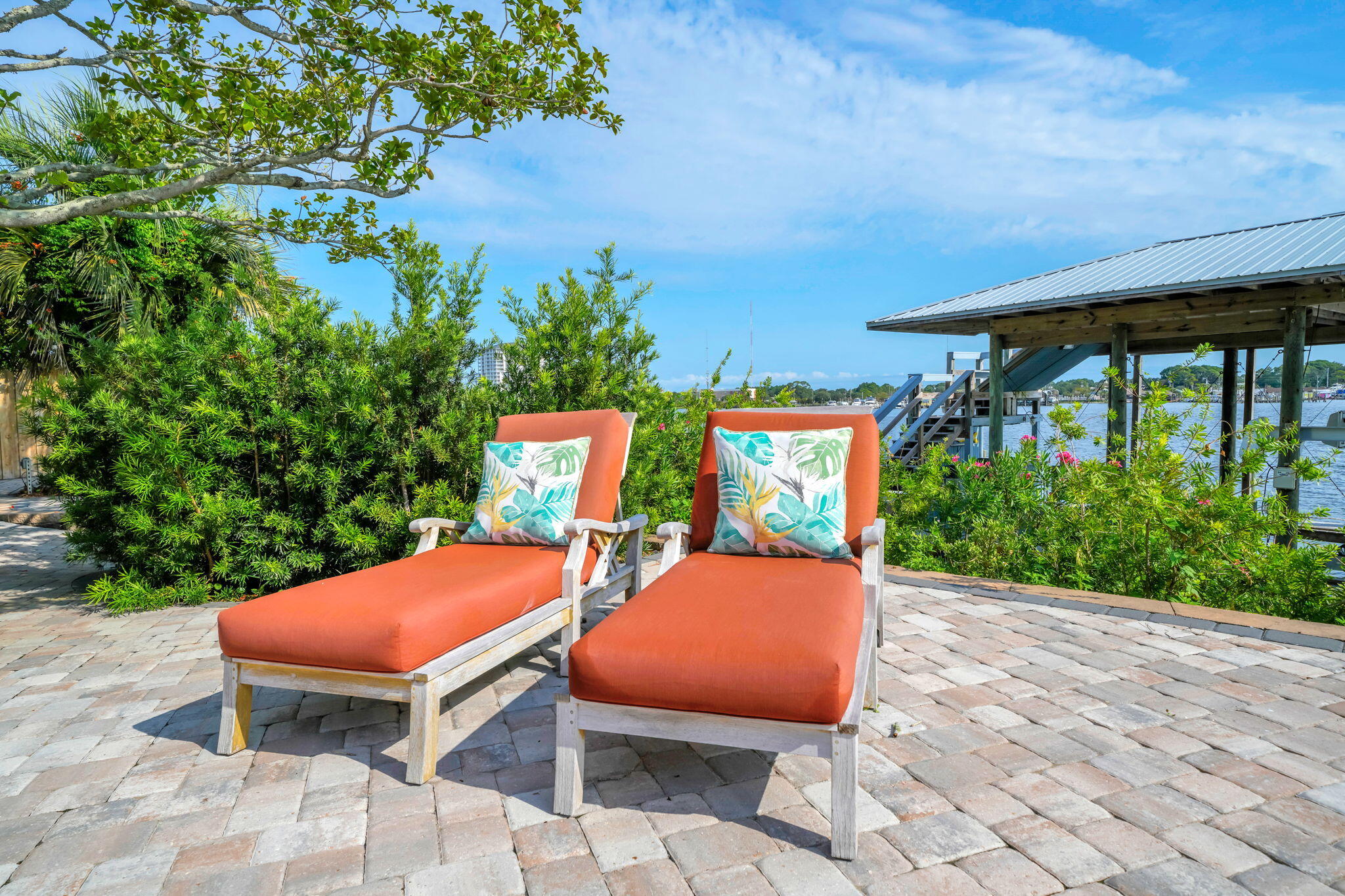 SANTA ROSA ISLAND - Residential