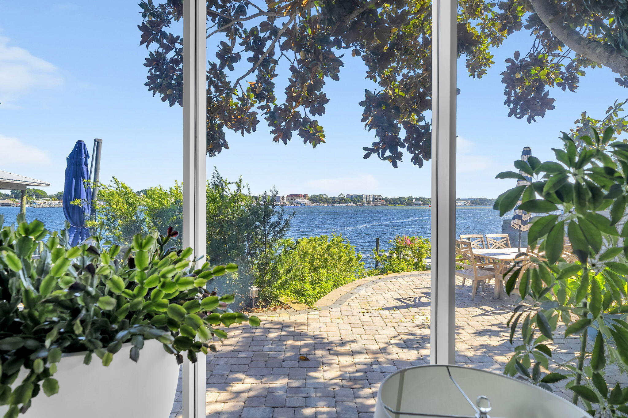 SANTA ROSA ISLAND - Residential