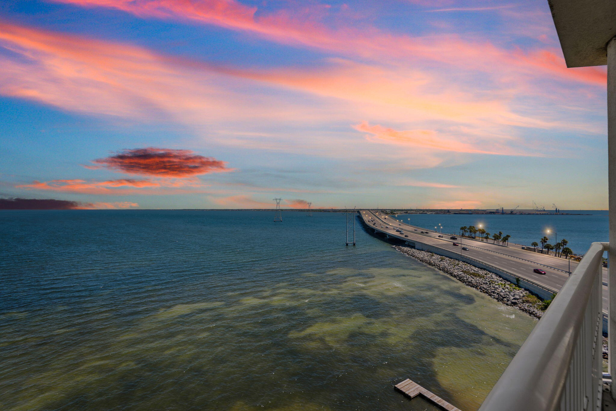 MARINA LANDING - Residential