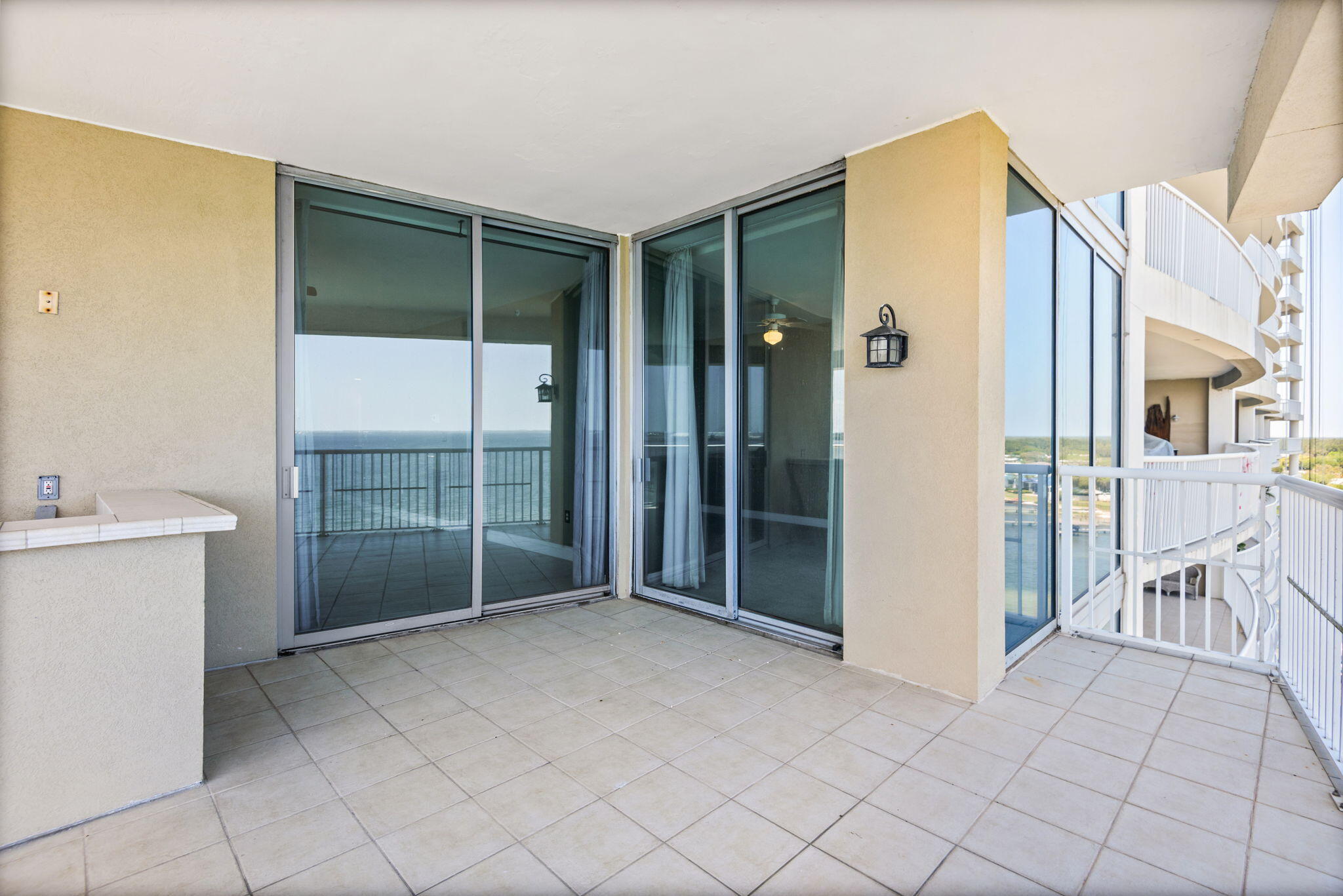MARINA LANDING - Residential