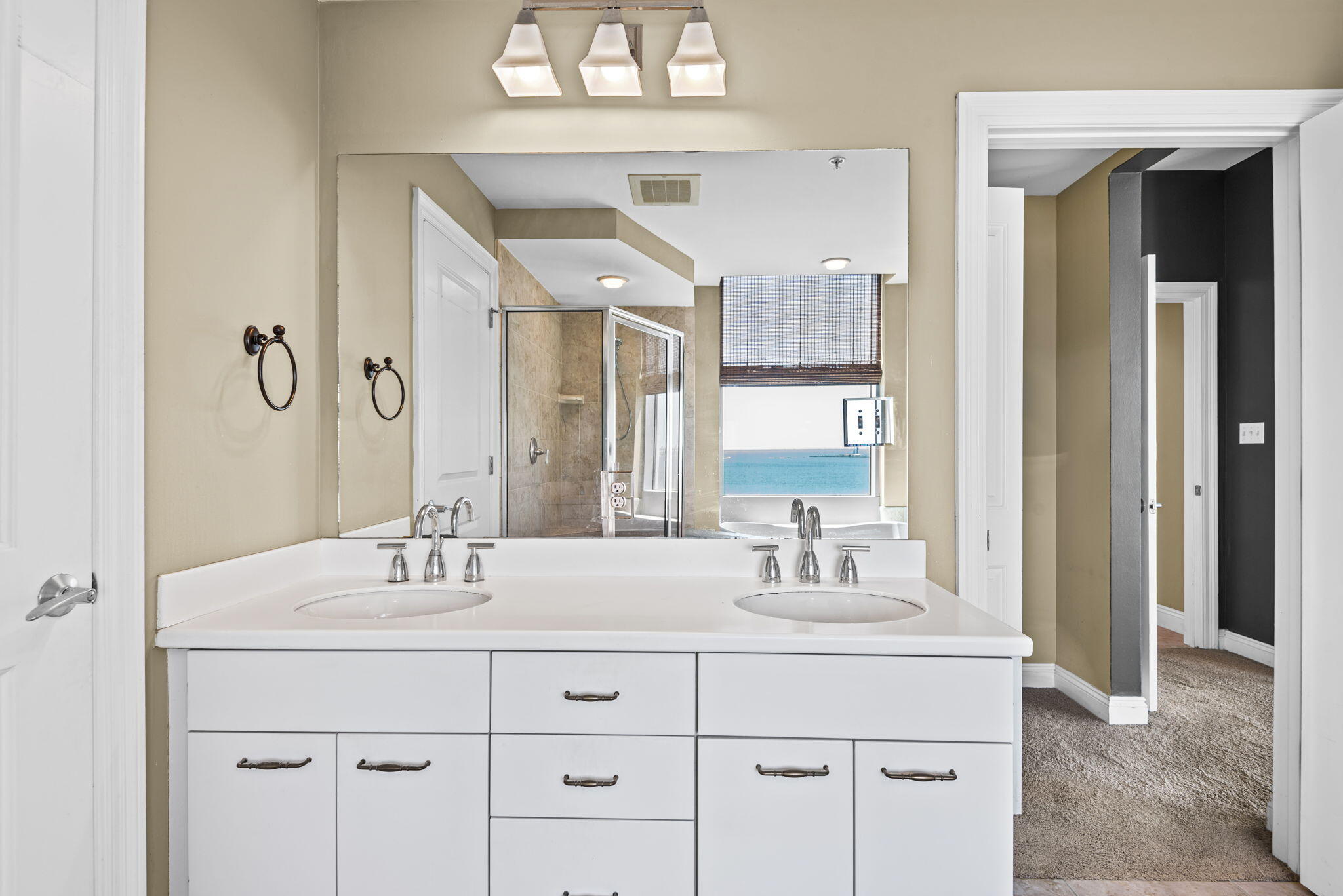 MARINA LANDING - Residential