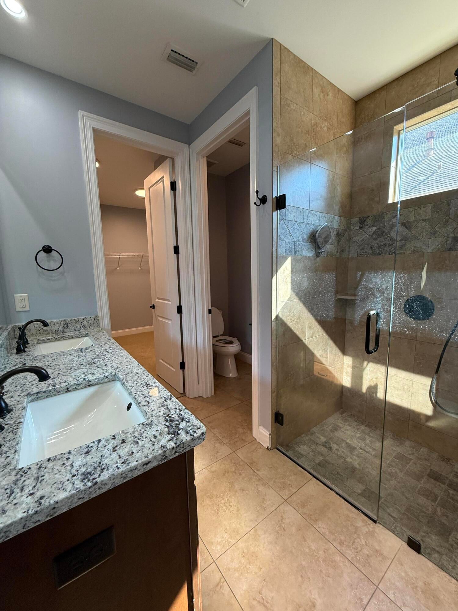 MAGNOLIA WOODS - Residential Lease