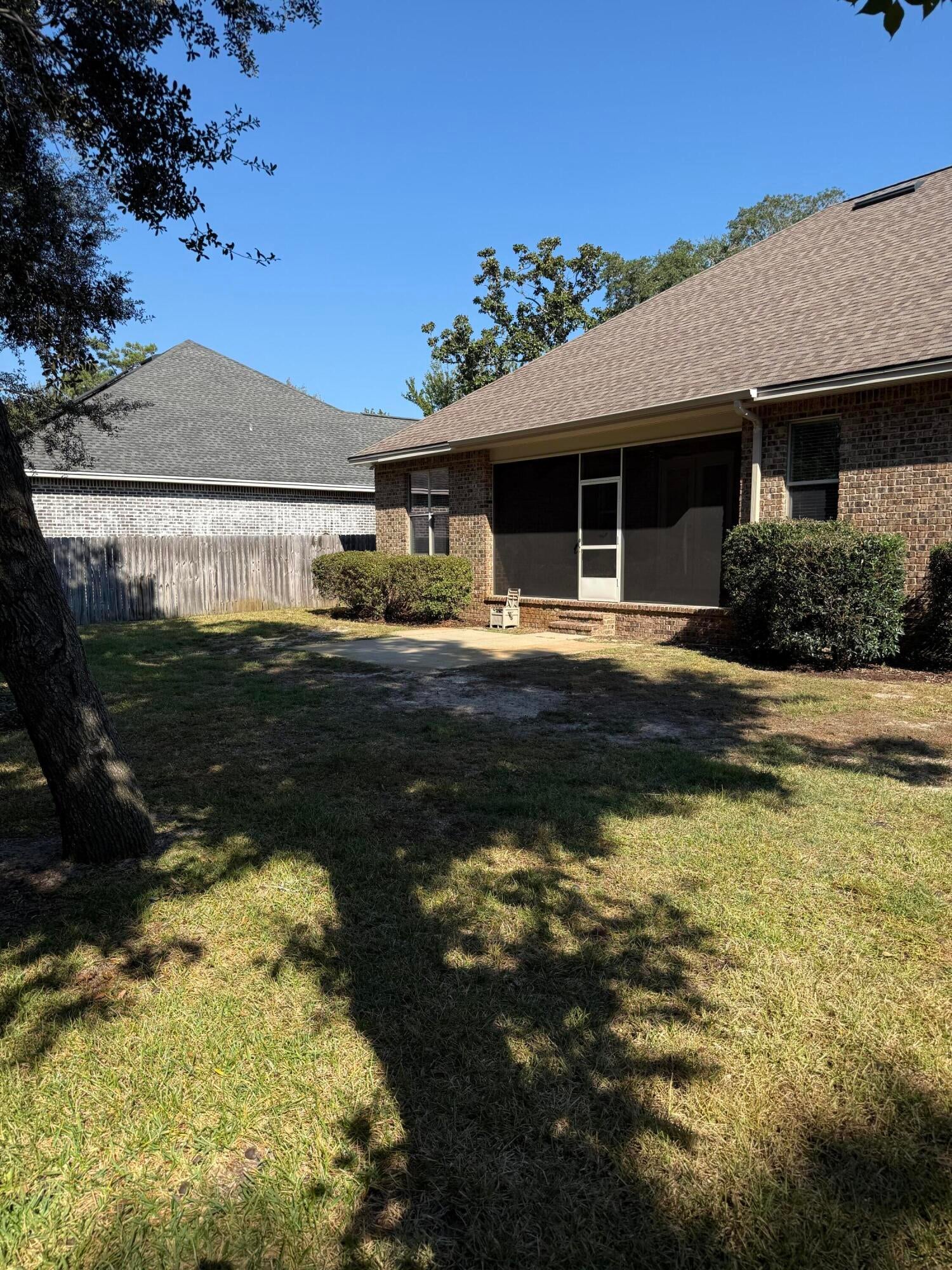 MAGNOLIA WOODS - Residential Lease