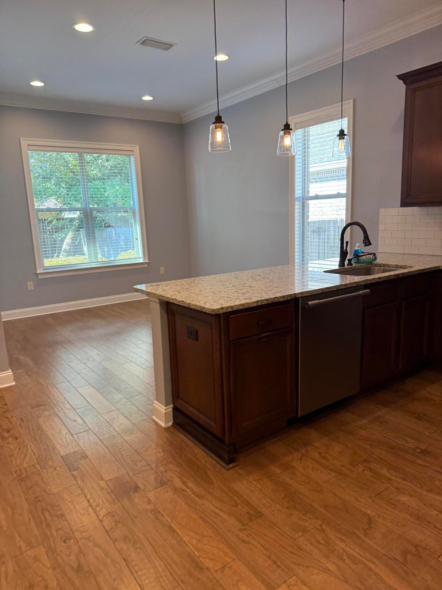 MAGNOLIA WOODS - Residential Lease