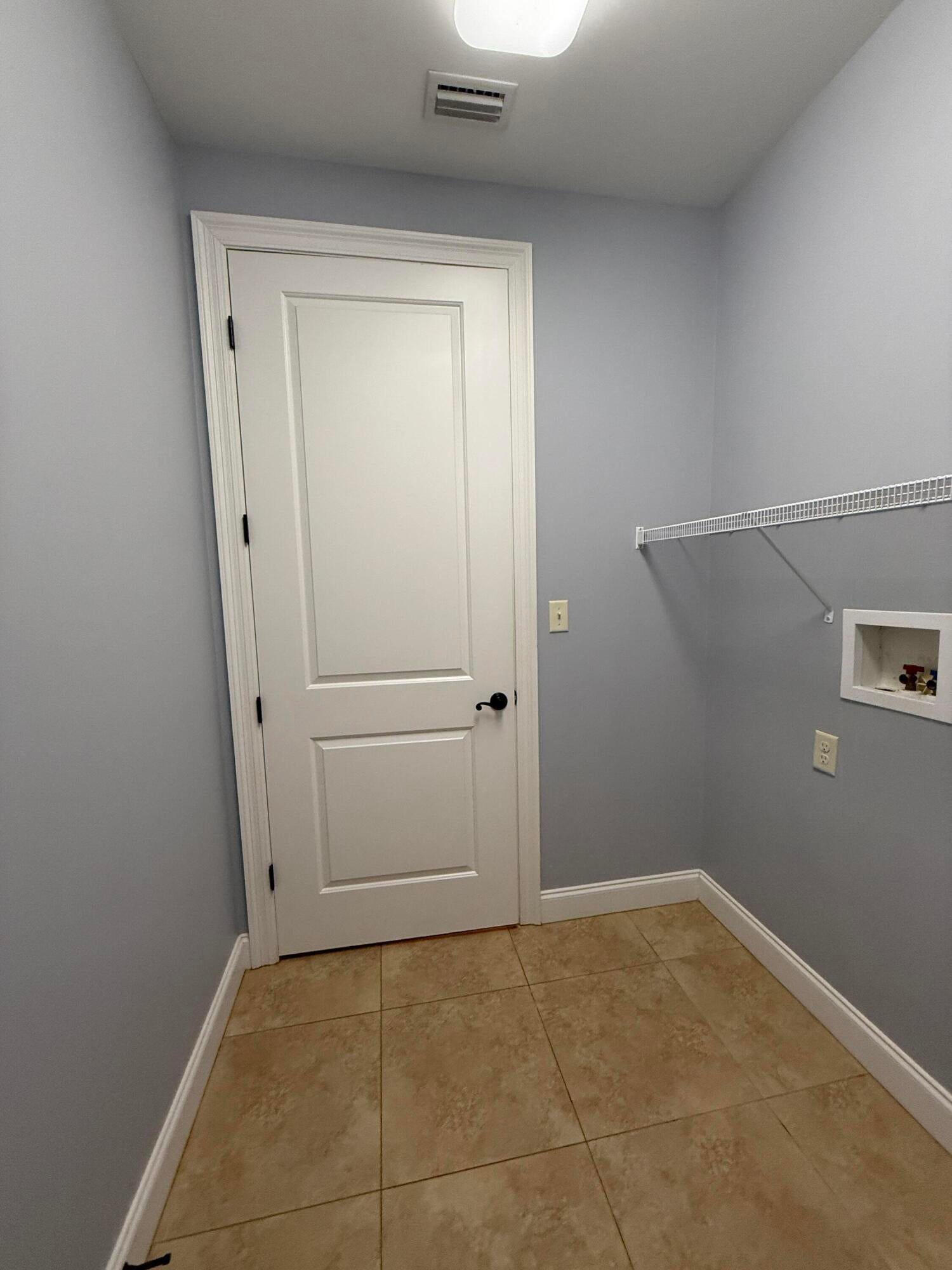 MAGNOLIA WOODS - Residential Lease