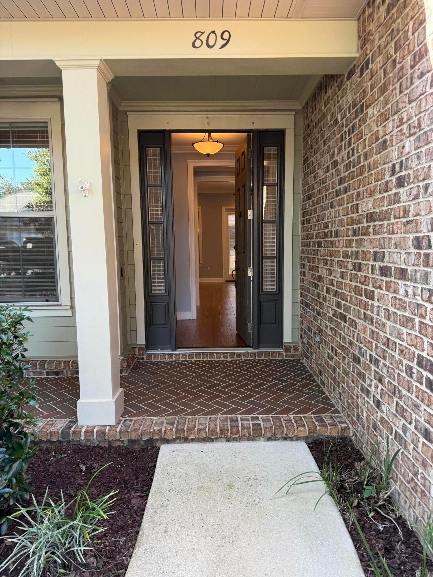 MAGNOLIA WOODS - Residential Lease