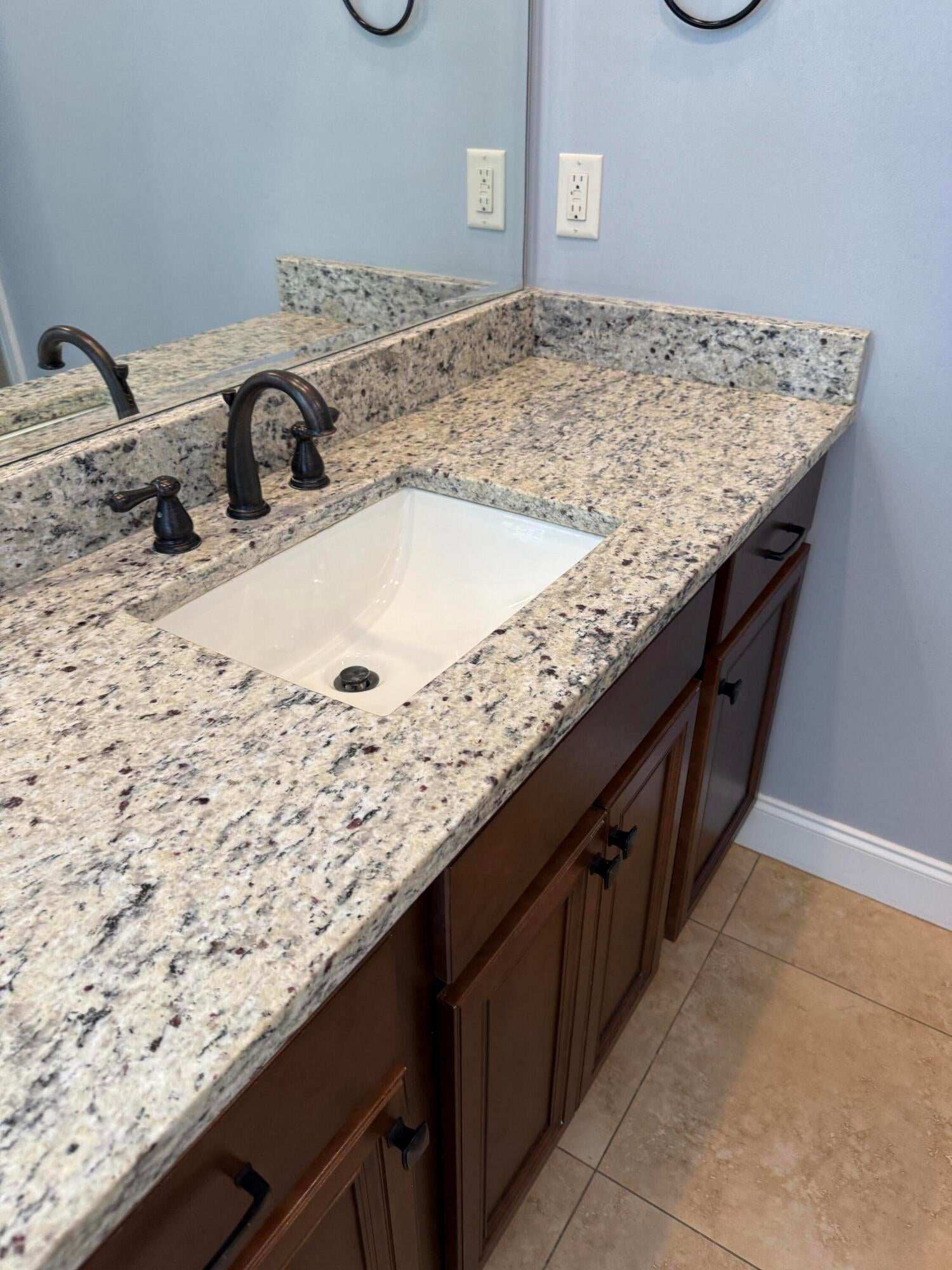 MAGNOLIA WOODS - Residential Lease
