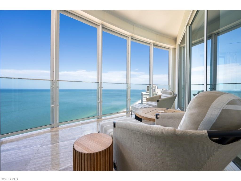 REGENT - Residential