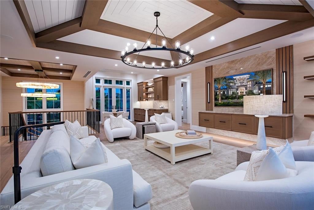 AQUALANE SHORES - Residential